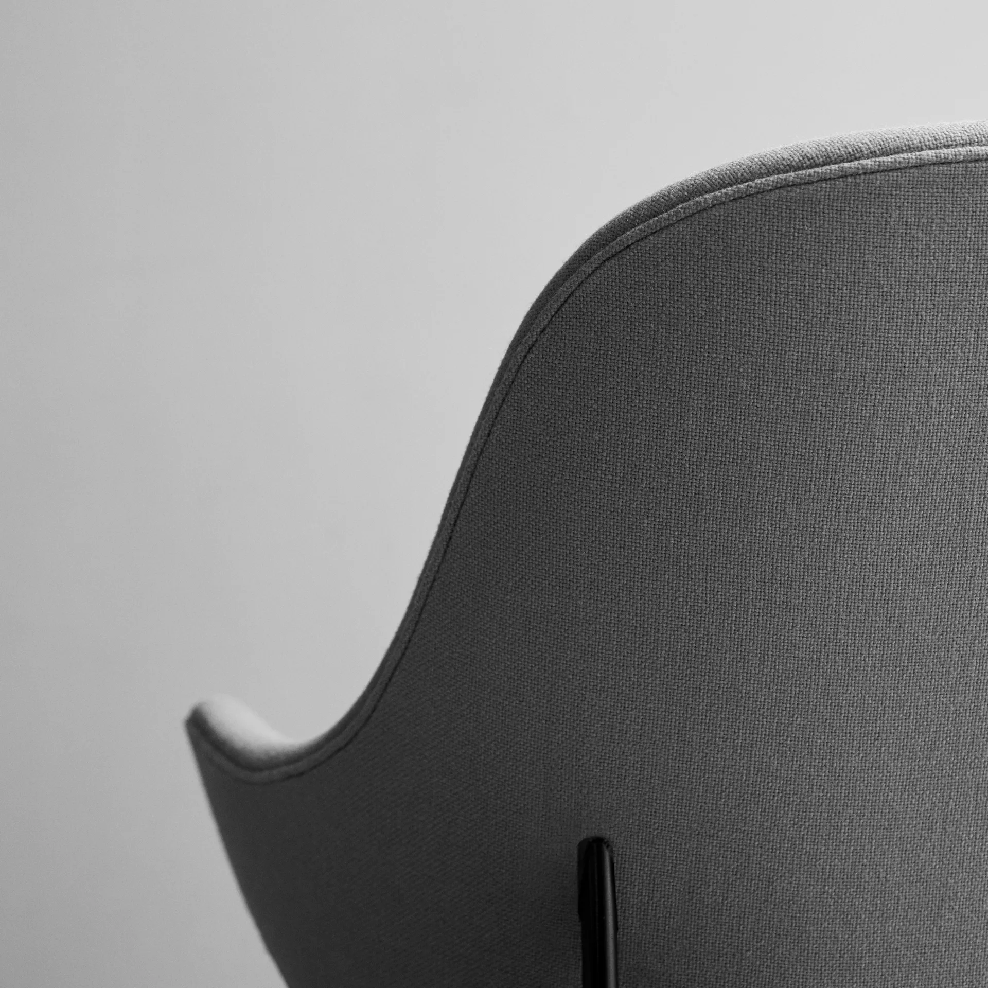 Butaca Lounge Catch JH13, Divina 944 green-patas negras &Tradition