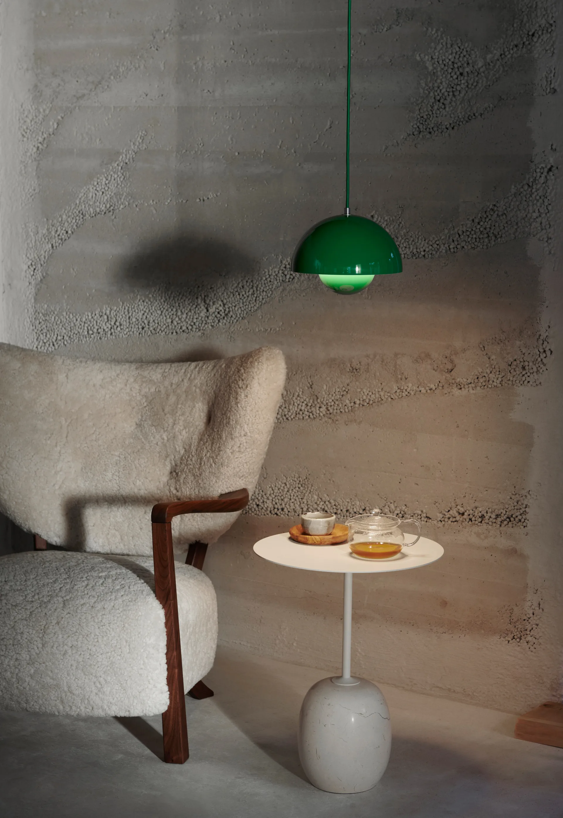 Butaca Lounge Wulff Lounge Chair ATD2, nogal aceitado-Moonlight &Tradition