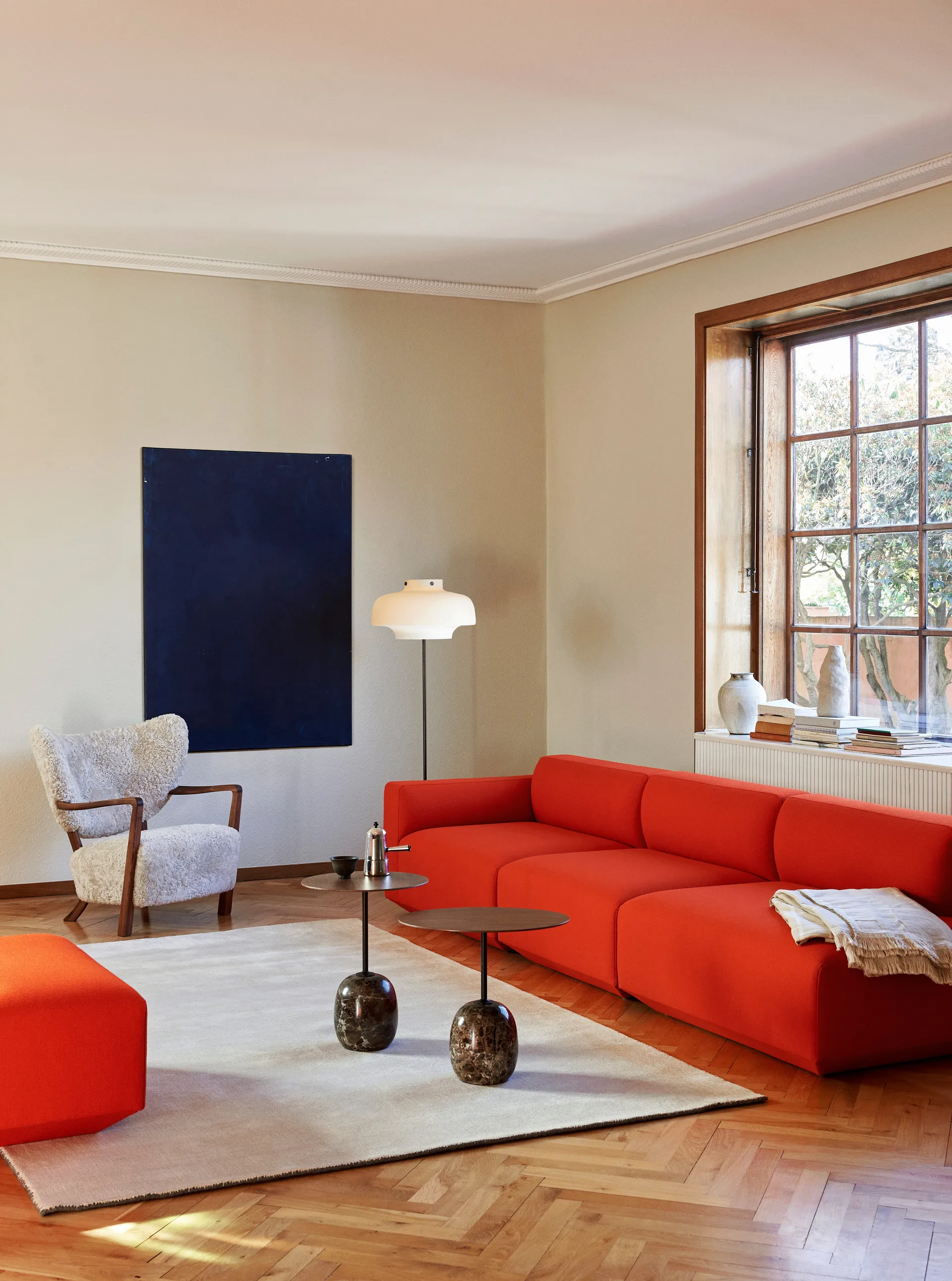 Butaca Lounge Wulff Lounge Chair ATD2, nogal aceitado-Moonlight &Tradition