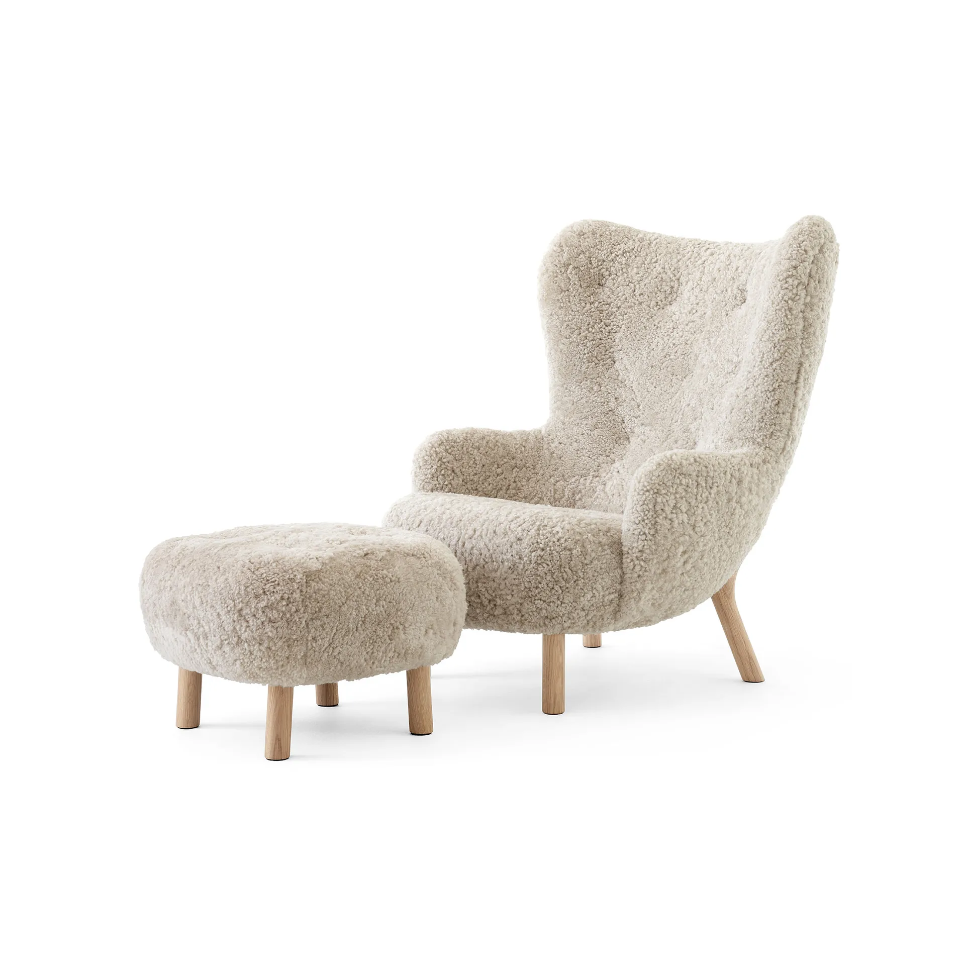 Butaca Petra VB3 High incl. pouf ATD1, Roble aceitado-Sheepskin Moonlight &Tradition