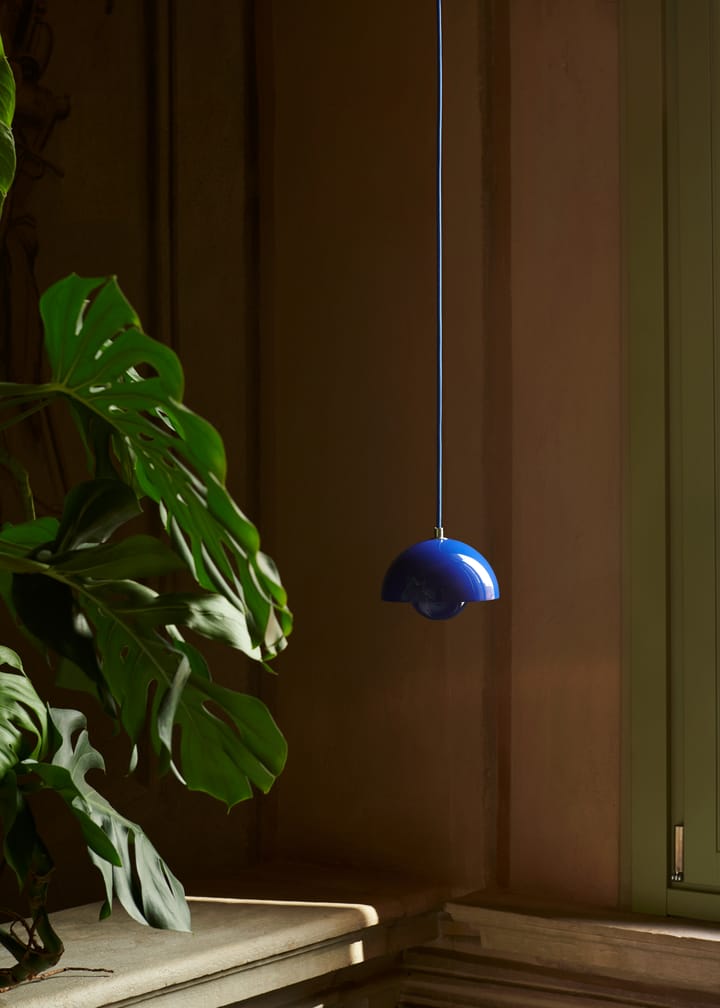 Lámpara colgante Flowerpot VP10, Cobalt blue &Tradition