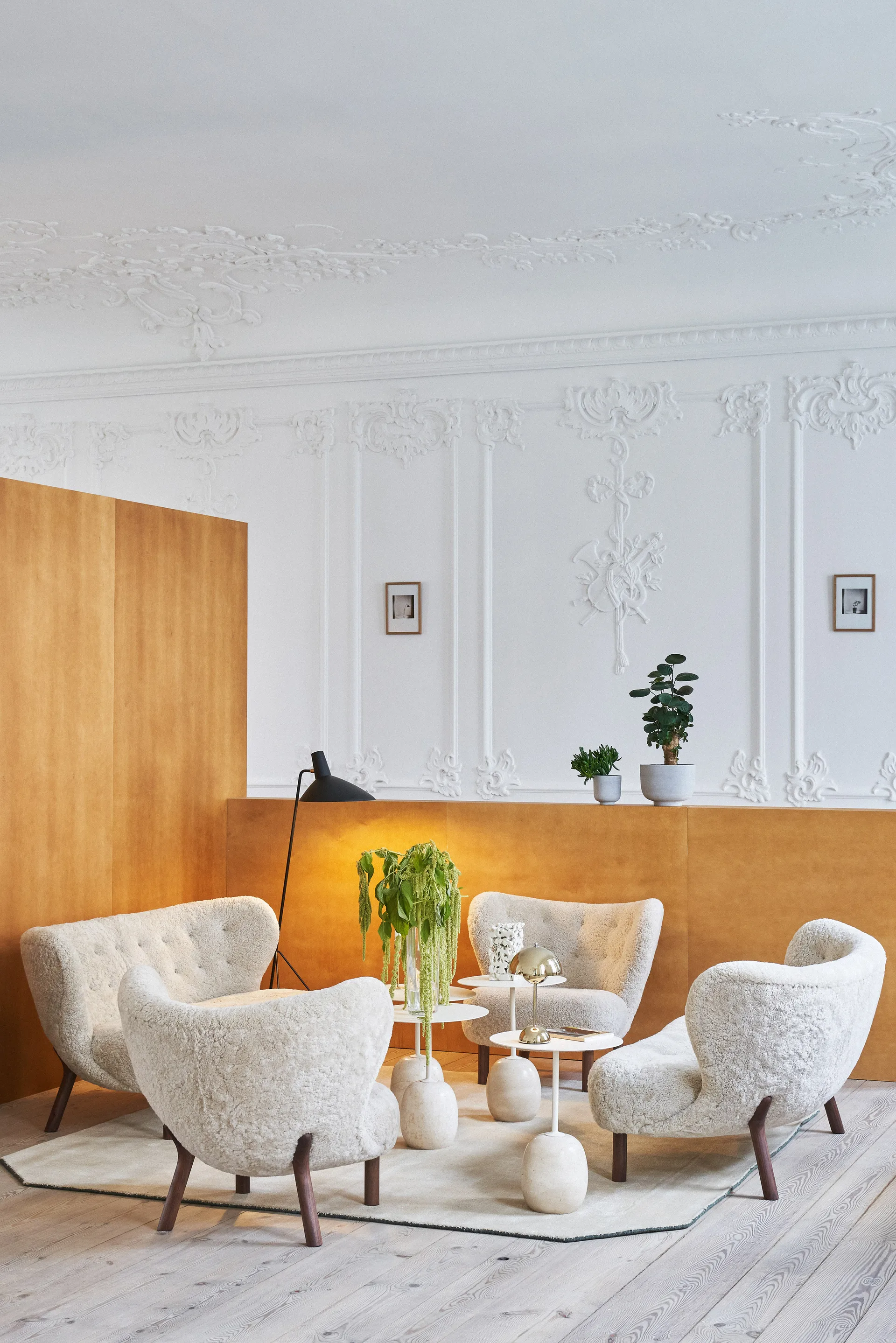 Lámpara de mesa Flowerpot portable VP9, Brass &Tradition