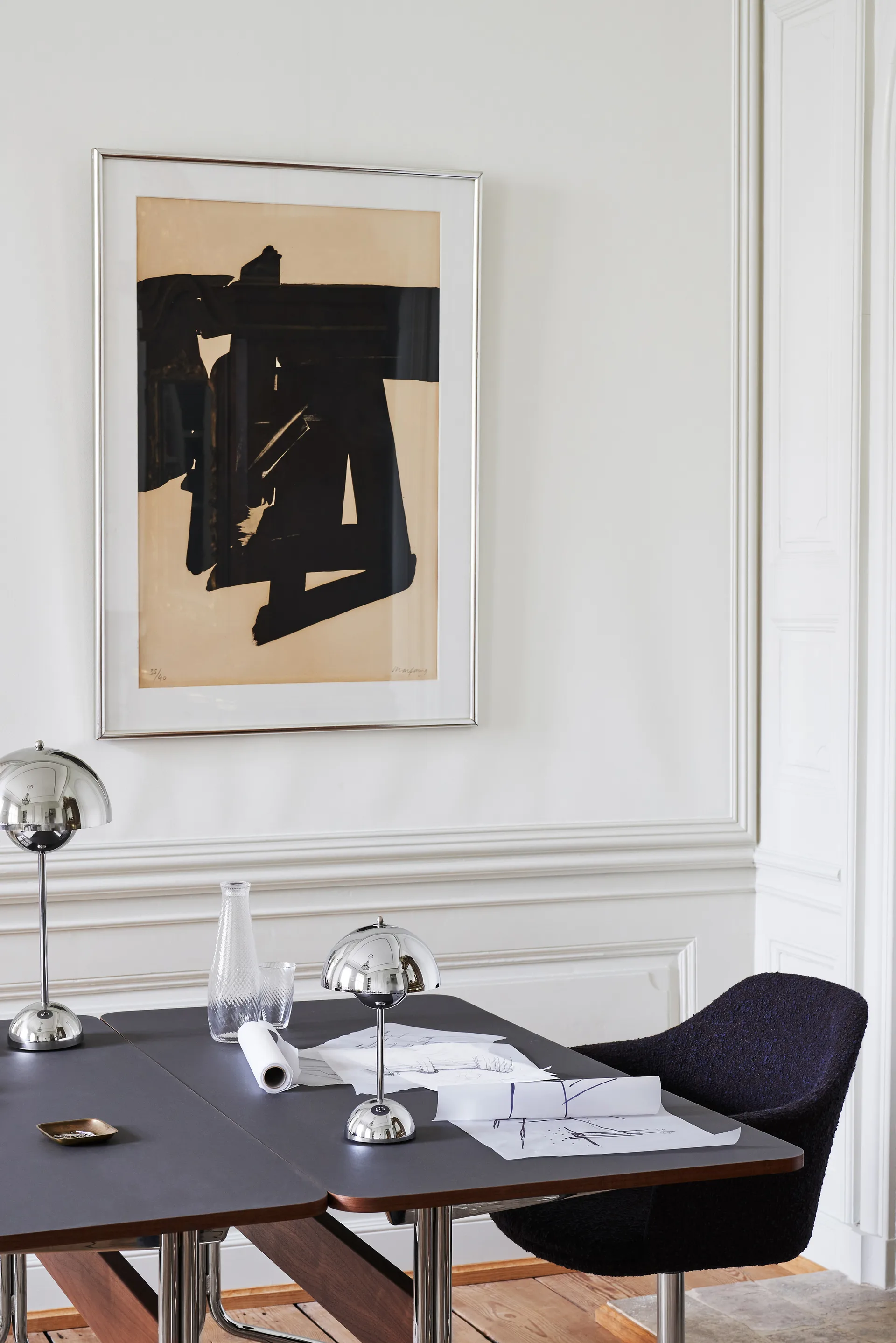 Lámpara de mesa Flowerpot portable VP9, Chrome &Tradition