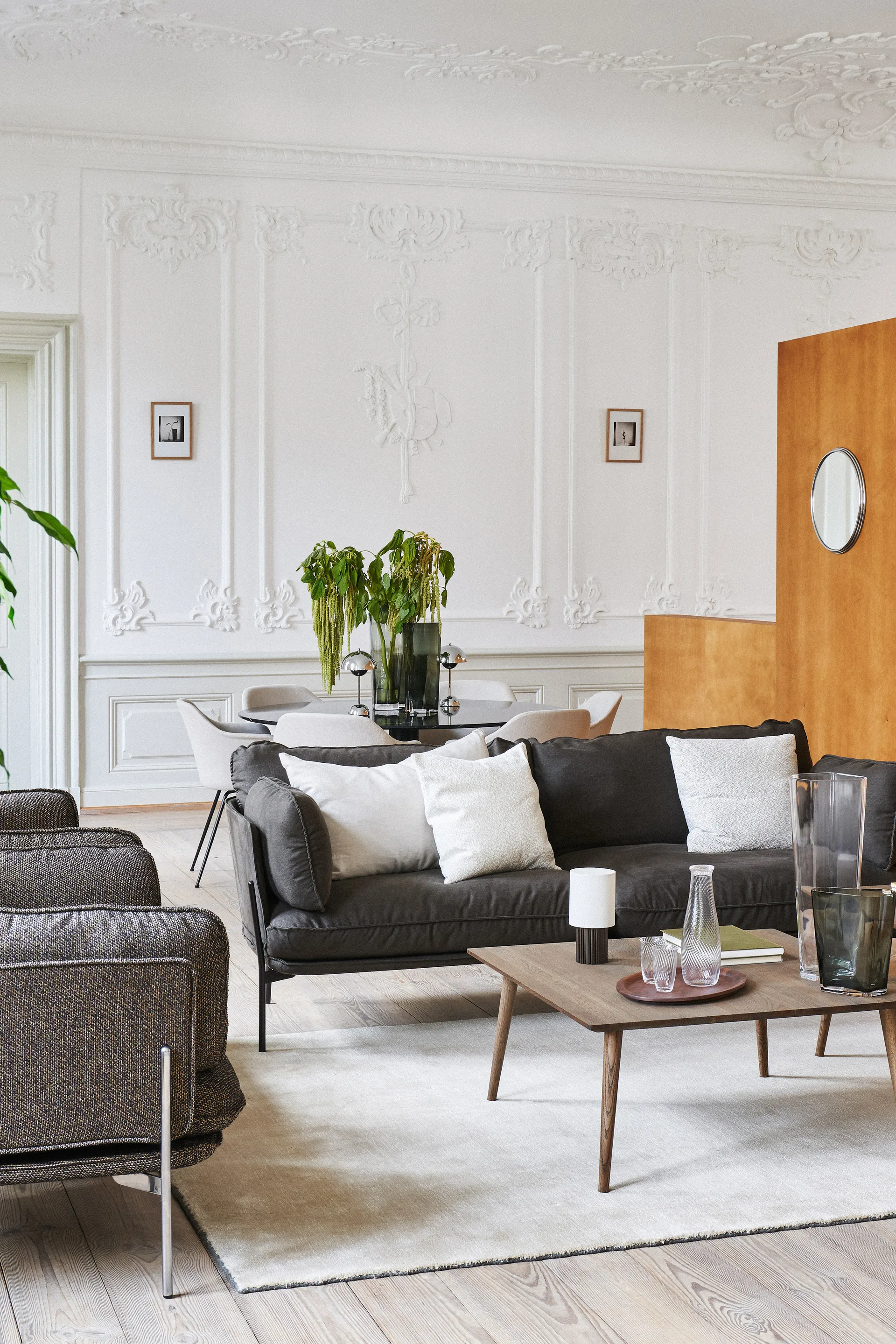 Lámpara de mesa Flowerpot portable VP9, Chrome &Tradition