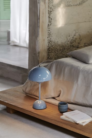 Lámpara de mesa Flowerpot portable VP9 - Light blue - &Tradition