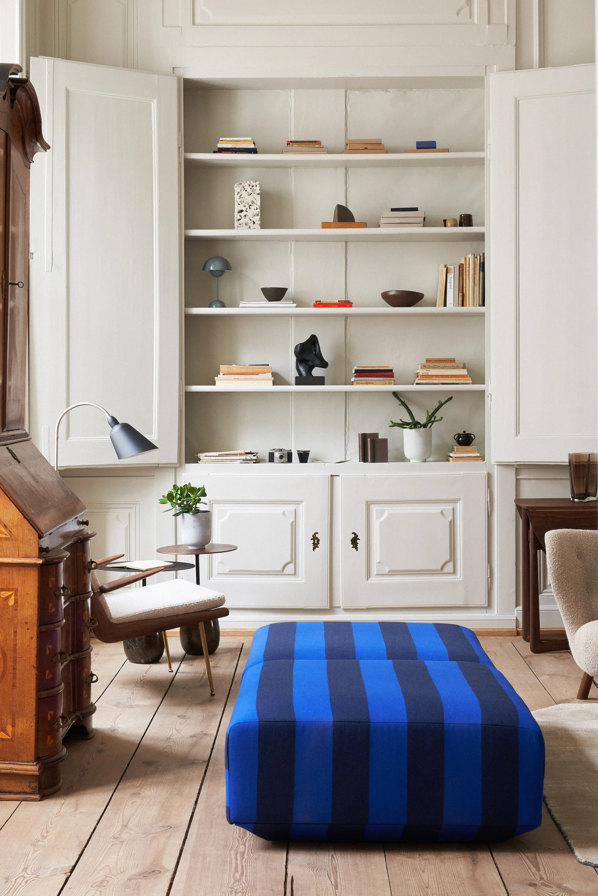 Lámpara de mesa Flowerpot portable VP9, Stone blue &Tradition