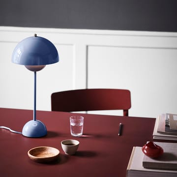 Lámpara de mesa FlowerPot VP3 - azul claro - &Tradition