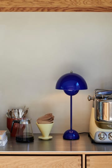 Lámpara de mesa FlowerPot VP3 - Cobalt blue - &Tradition