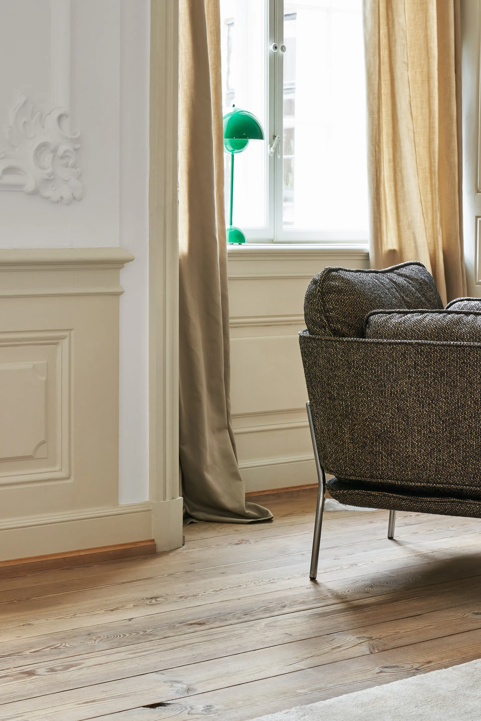 Lámpara de mesa FlowerPot VP3, Signal green &Tradition