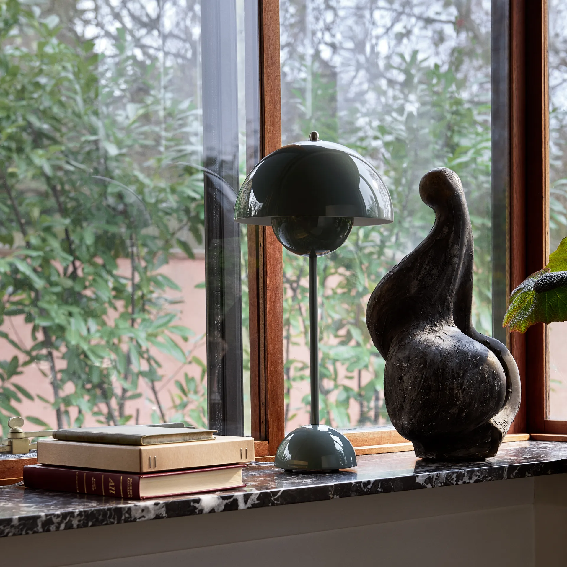 Lámpara de mesa FlowerPot VP3, Stone blue &Tradition