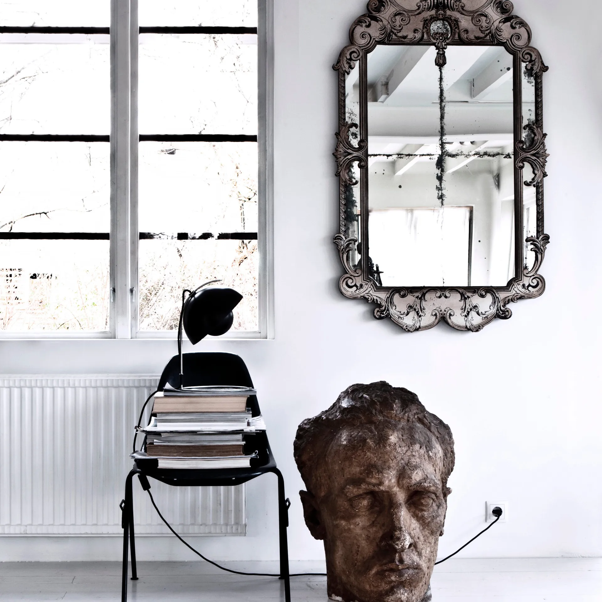 Lámpara de mesa FlowerPot VP4, negro mate &Tradition