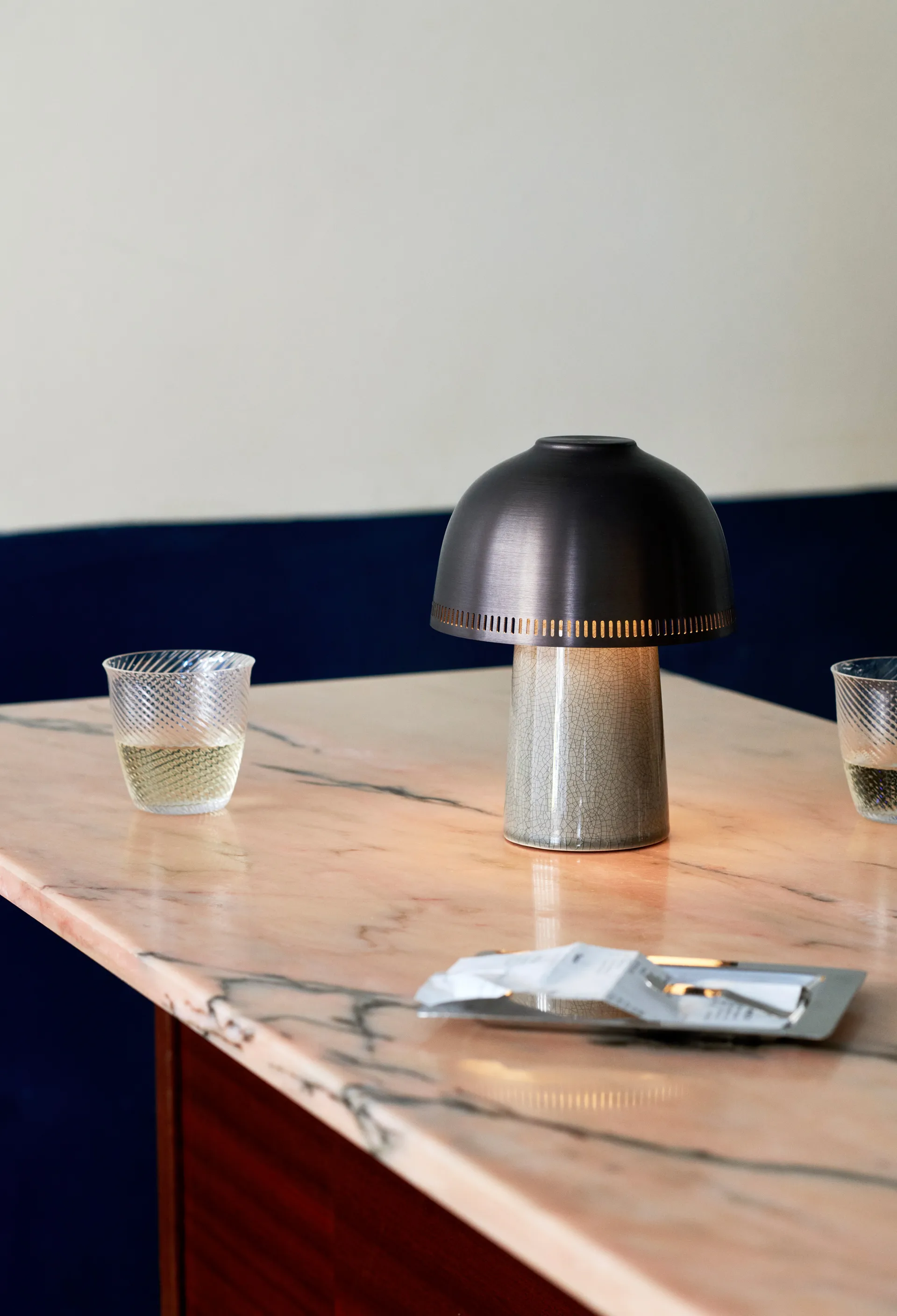 Lámpara de mesa Raku SH8, Beige Grey & Bronze &Tradition