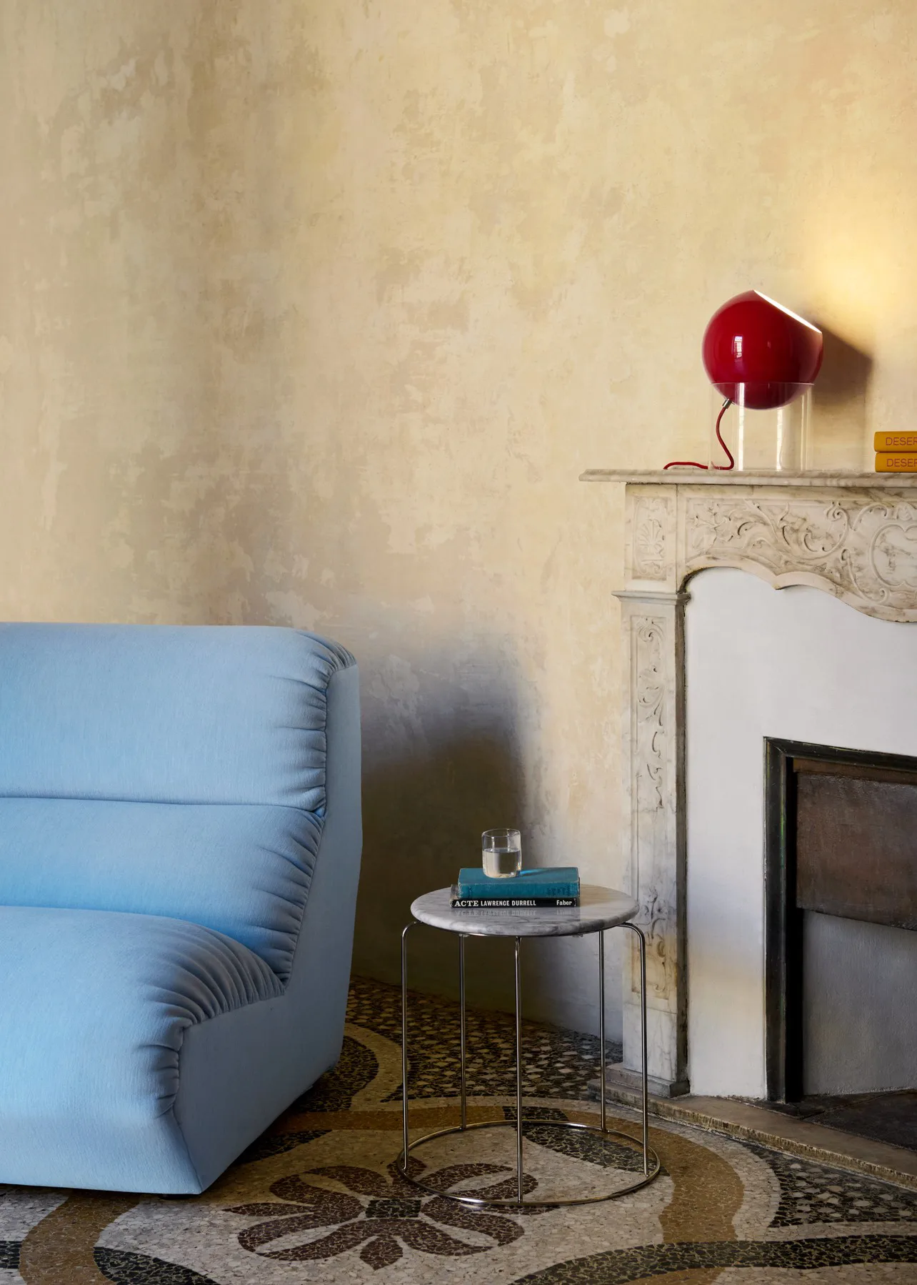 Lámpara de mesa Topan VP13 31,5 cm, Clear-vermilion red &Tradition