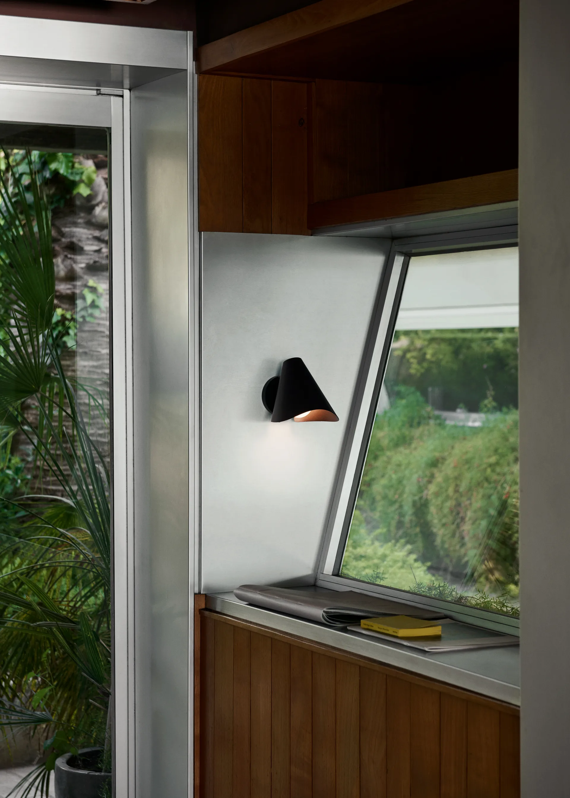 Lámpara de pared Bonnet sc103, Black &Tradition