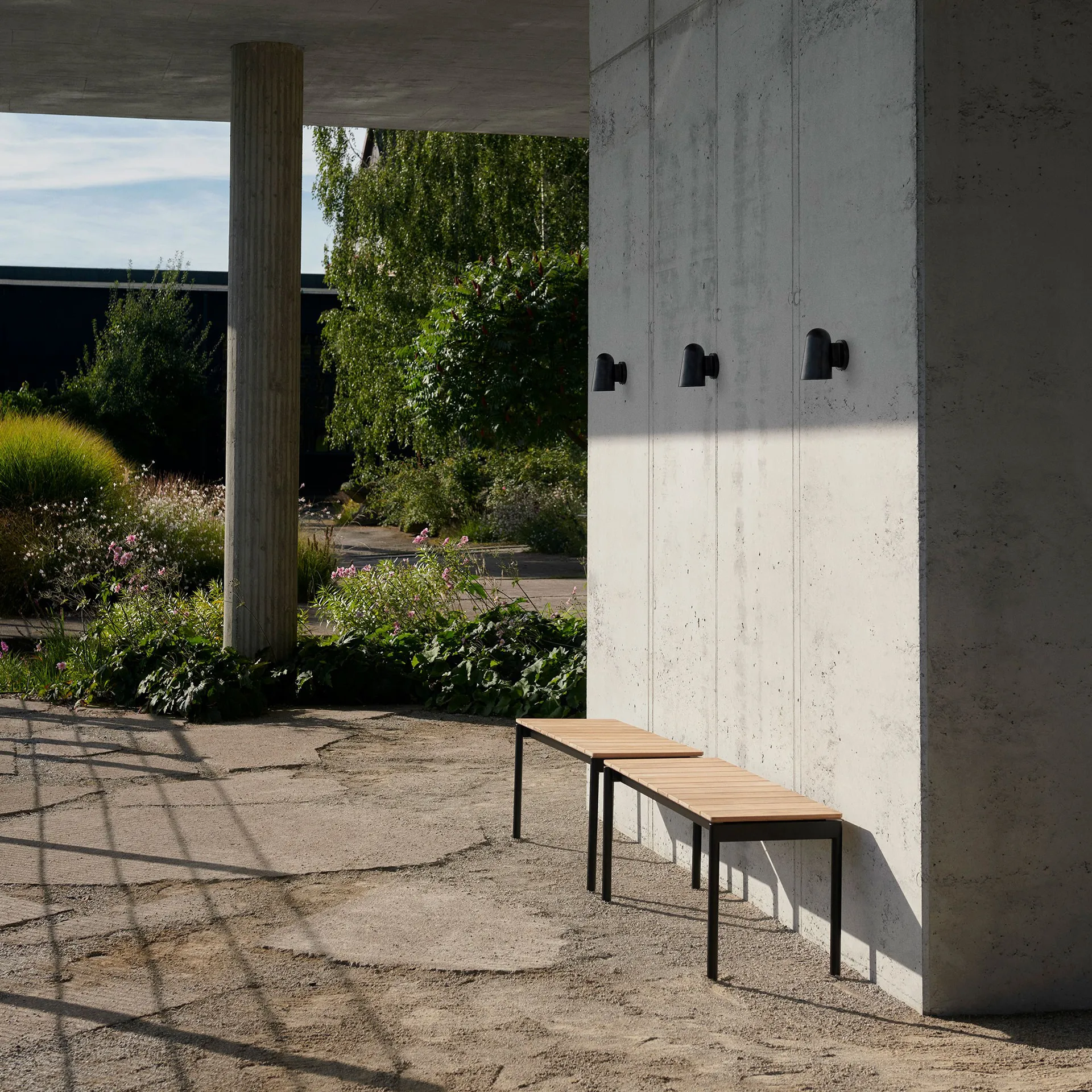 Lámpara de pared Solid SC105, Bronzed brass &Tradition