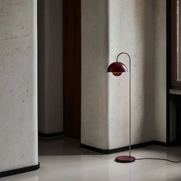 Lámpara de pie Flowerpot VP12 - Dark plum - &Tradition