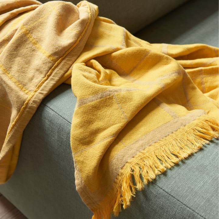Manta Untitled AP10 150x210 cm, Desert yellow &Tradition