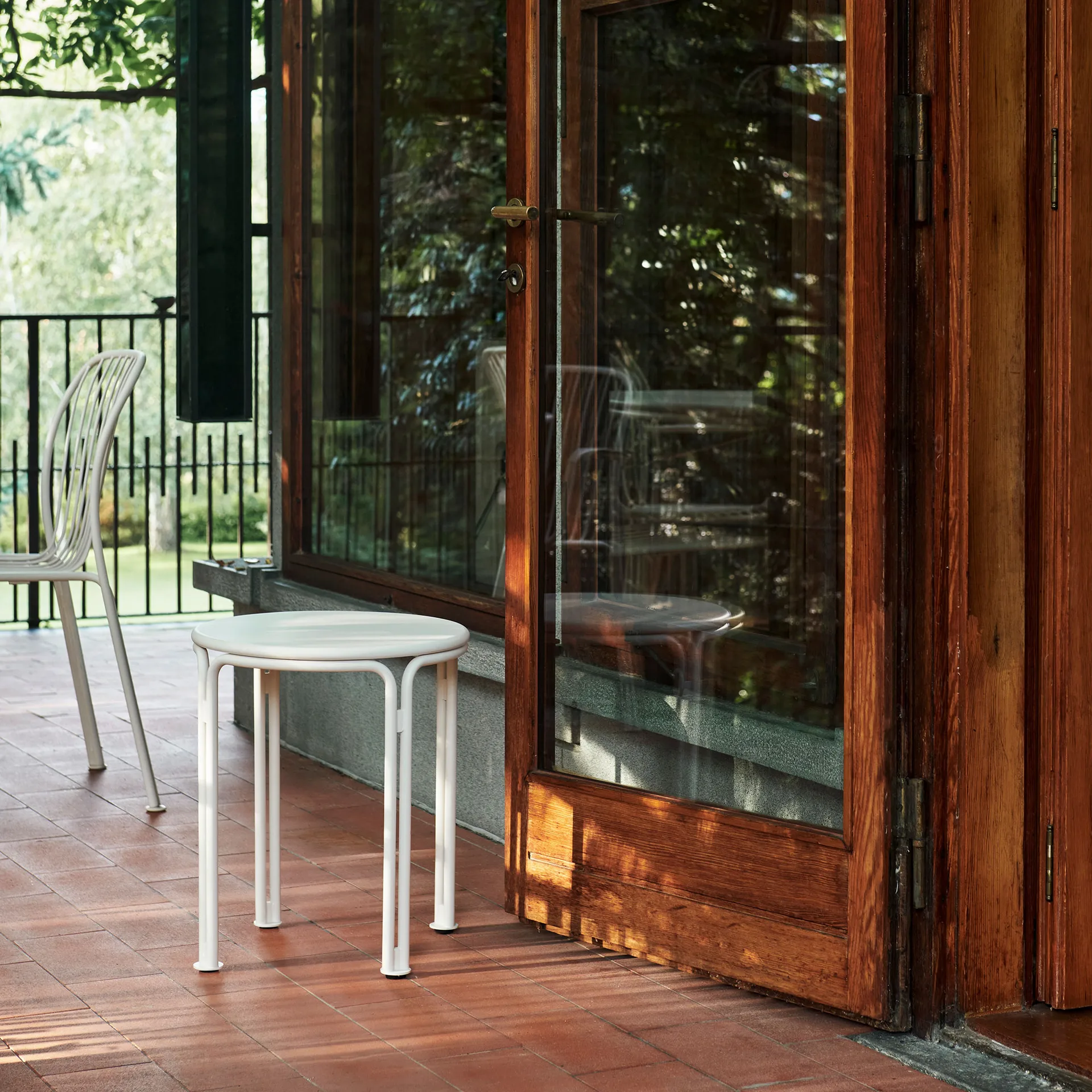 Mesa auxiliar Thorvald SC102, Ivory &Tradition