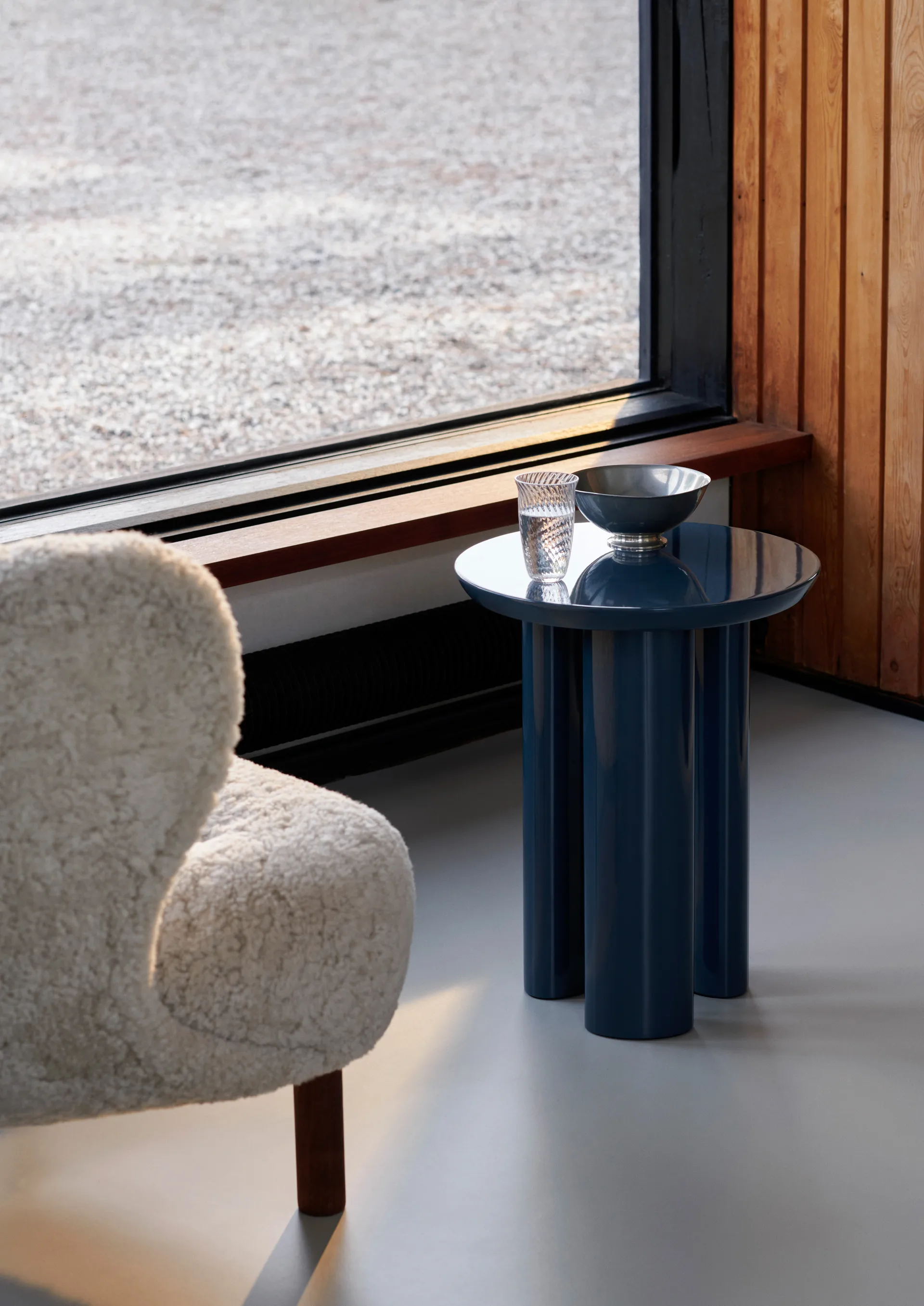 Mesa auxiliar Tung JA3, Steel blue &Tradition