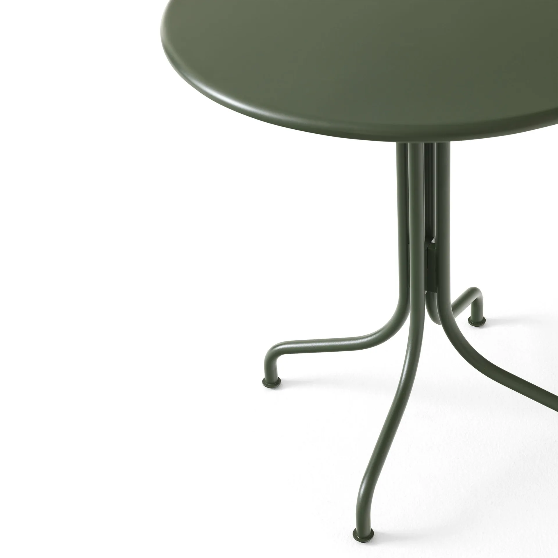 Mesa de café Thorvald SC96 Ø70 cm, Bronze green &Tradition
