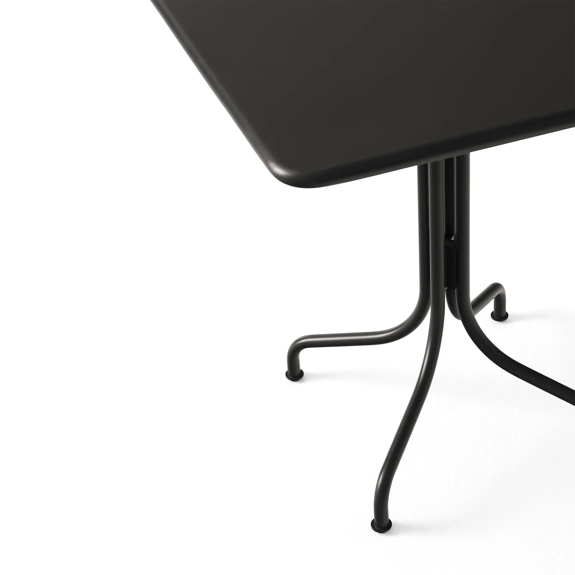 Mesa de café Thorvald SC97 70x70 cm, Black &Tradition