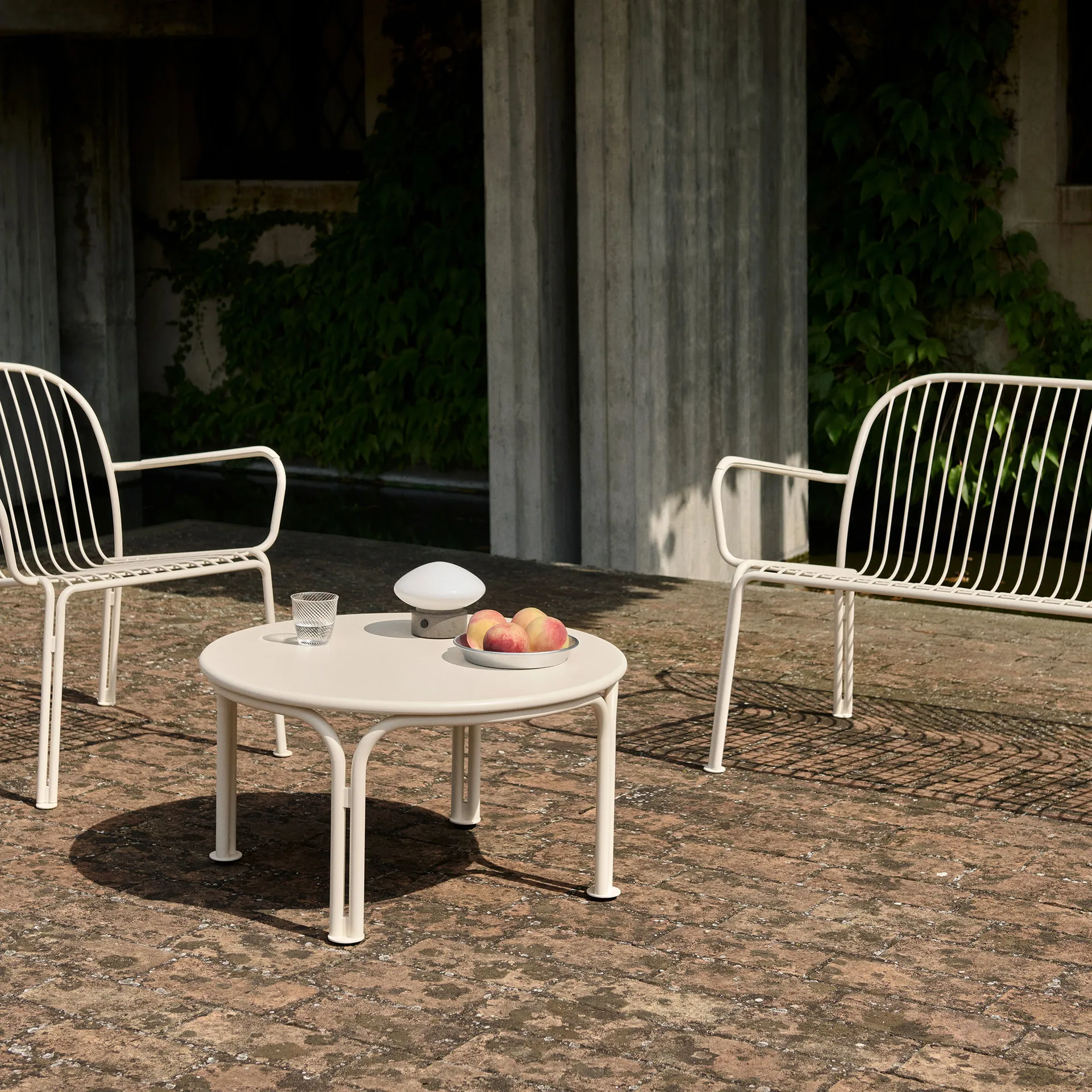 Mesa de centro Thorvald SC108 , Ivory, Ø70 cm &Tradition