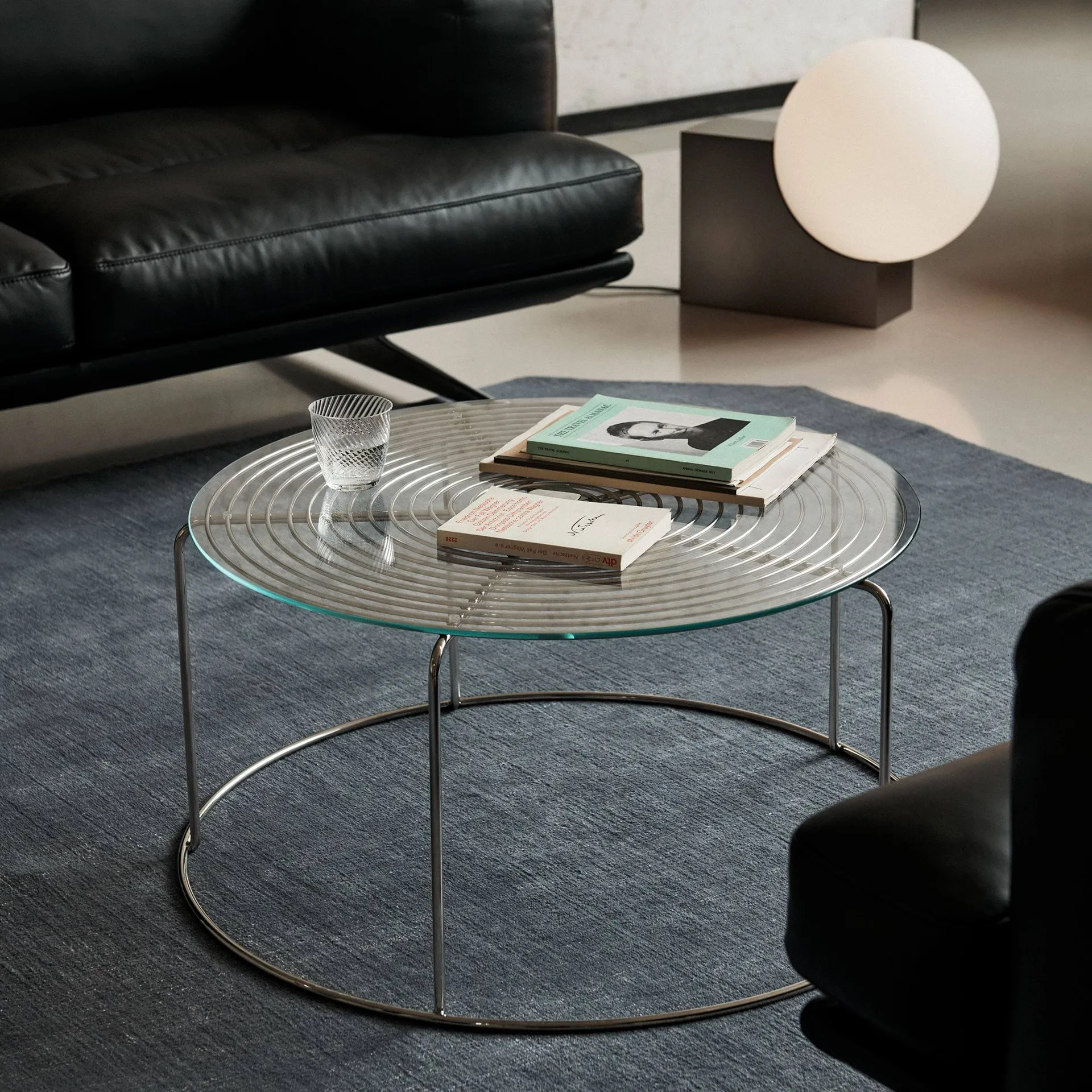 Mesa de centro Wire VP17, Acero inoxidable-cristal, Ø74x36 cm &Tradition