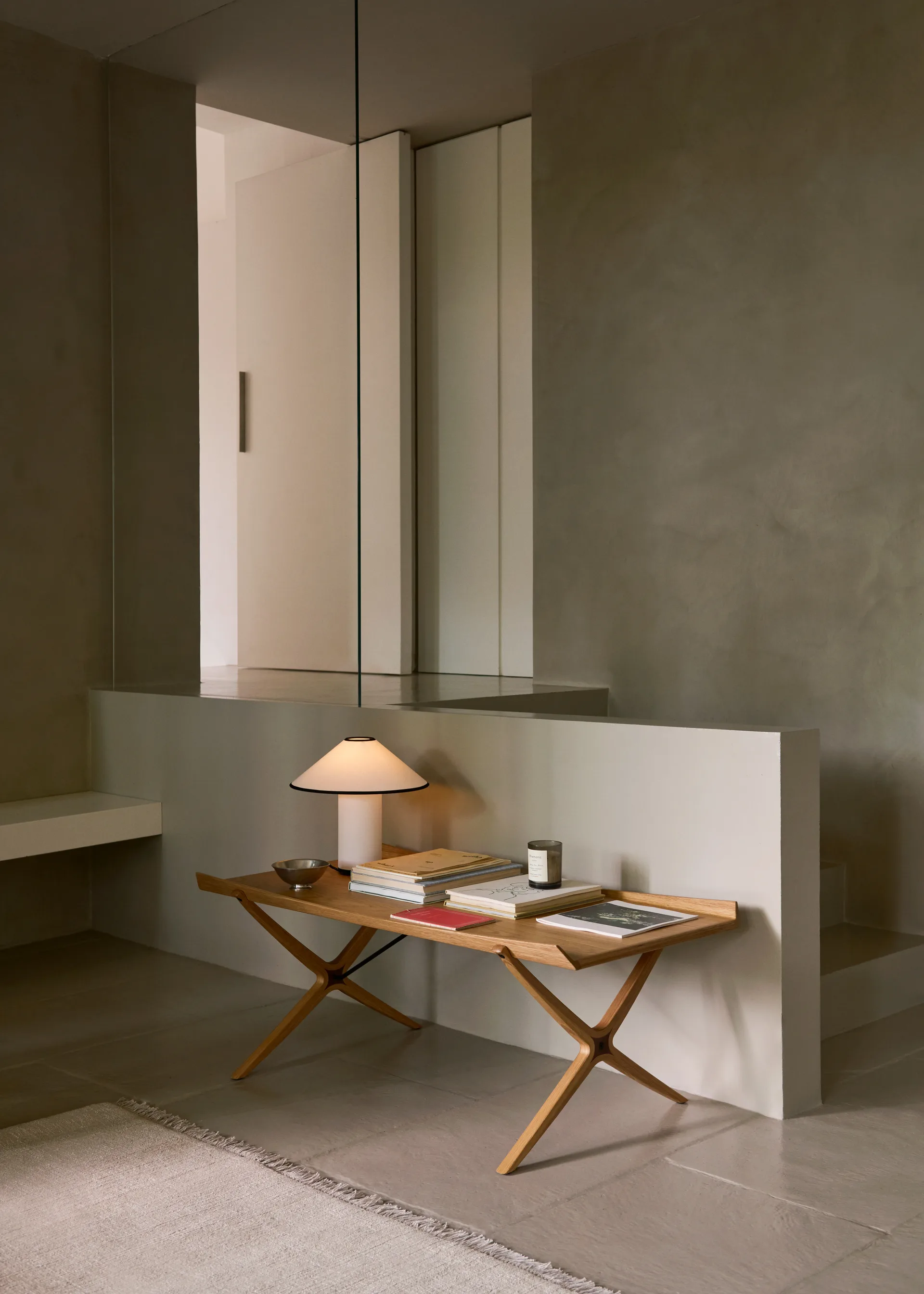 Mesa de centro X HM13 61x120 cm, Lacquered oak-walnut inserts &Tradition