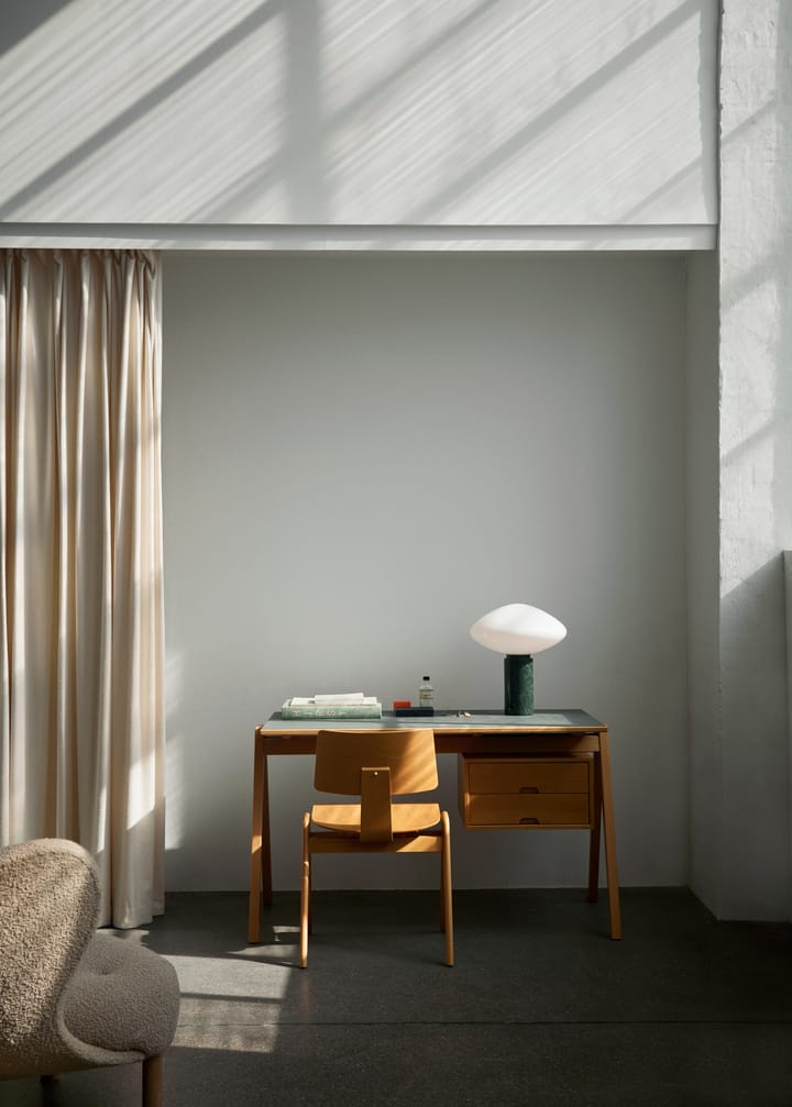 Mesa de comedor Daystak RD2, 122x71x61 cm, Honey -nano laminate &Tradition