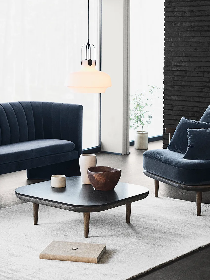 Mesa Fly SC4, Roble aceitado ahumado + mármol negro &Tradition