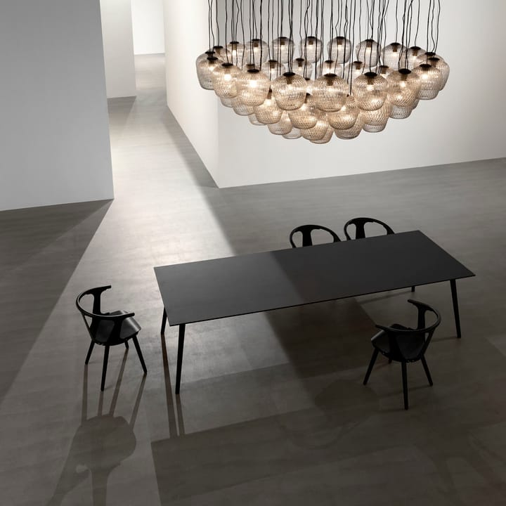 Mesa In Between SK6, Roble lacado negro &Tradition