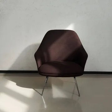 Rely HW139 lounge chair - Saxion 0397-cromo - &Tradition
