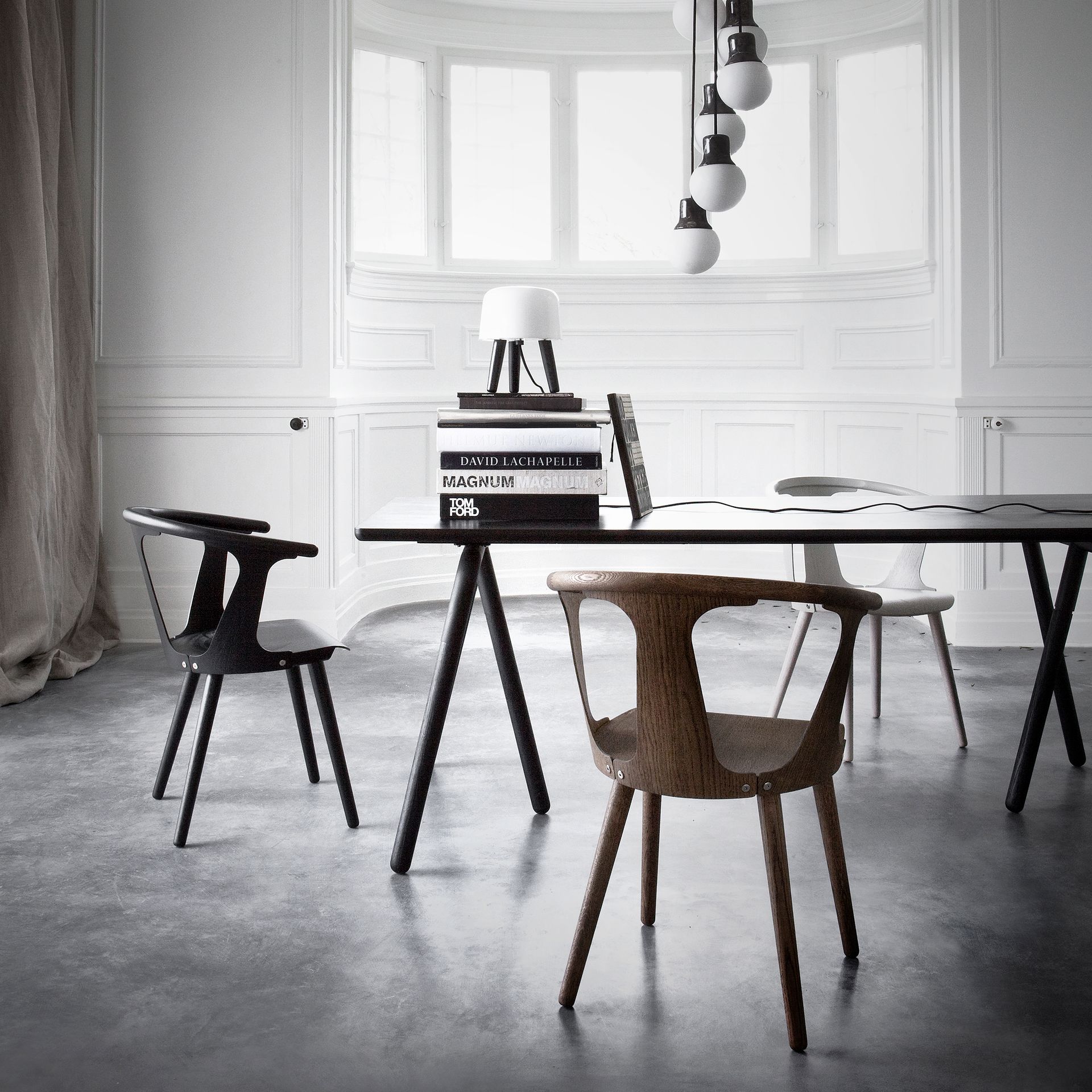 Silla In Between SK1, Roble barnizado ahumado &Tradition