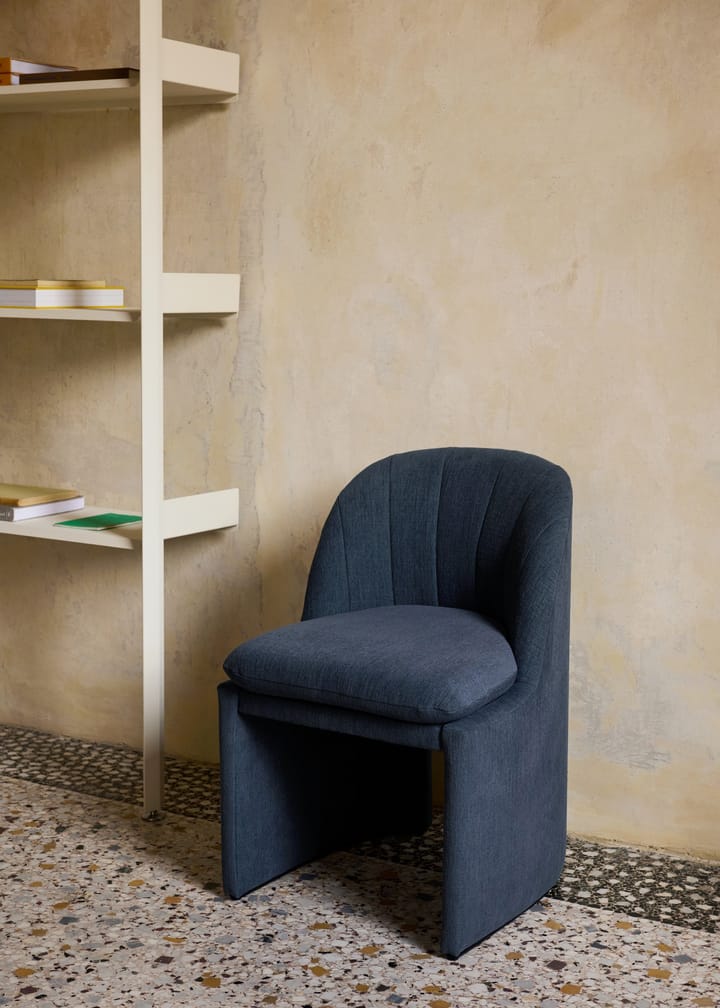 Silla Loafer Side Chair SC106, Gentle 0193 &Tradition