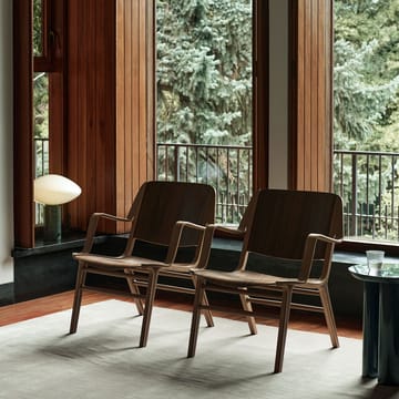 Sillón con reposabrazos AX HM11 Lounge Chair - Walnut-oak - &Tradition