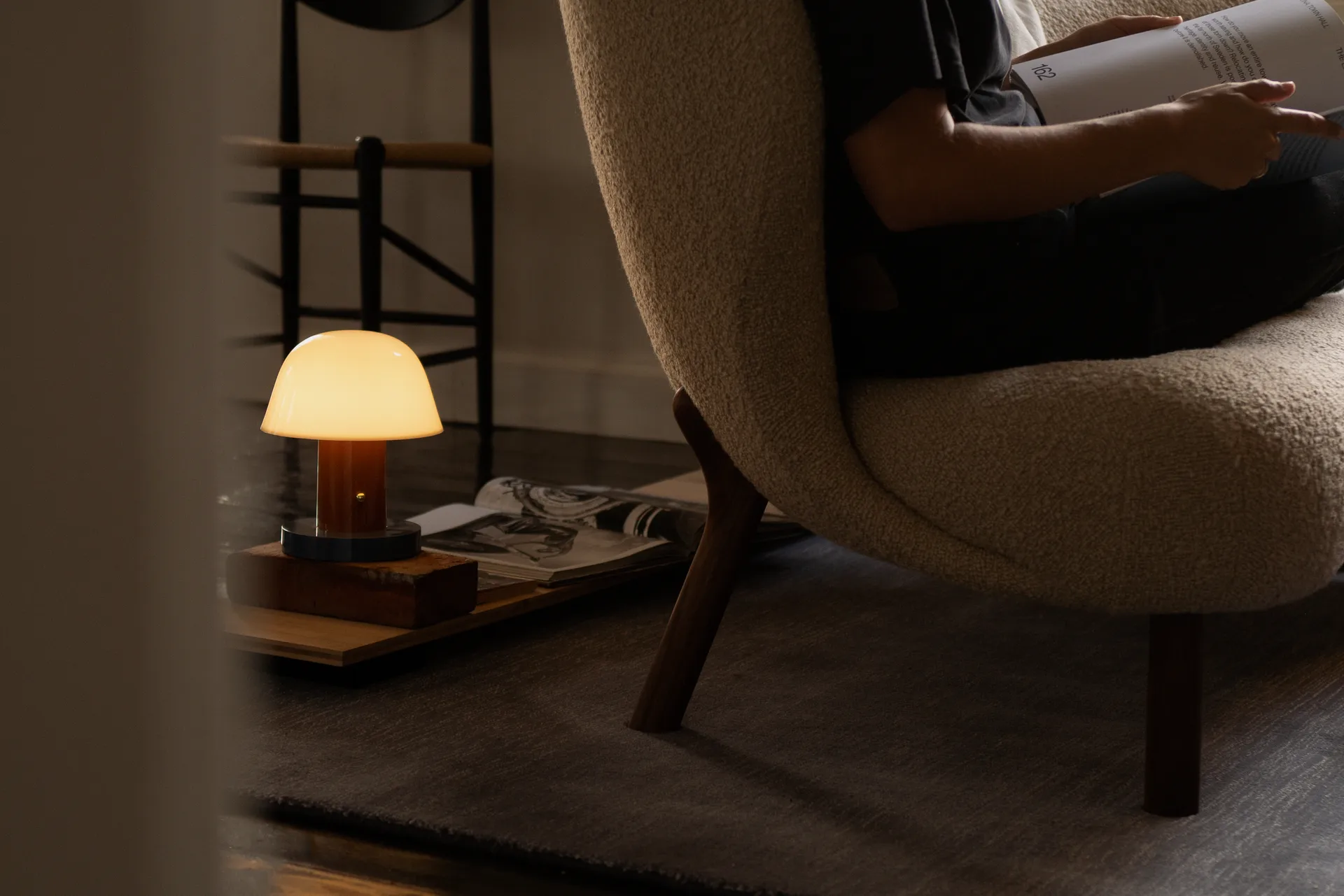 Sofá Little Petra VB2, Roble tratado con aceite blanco-Moonlight &Tradition