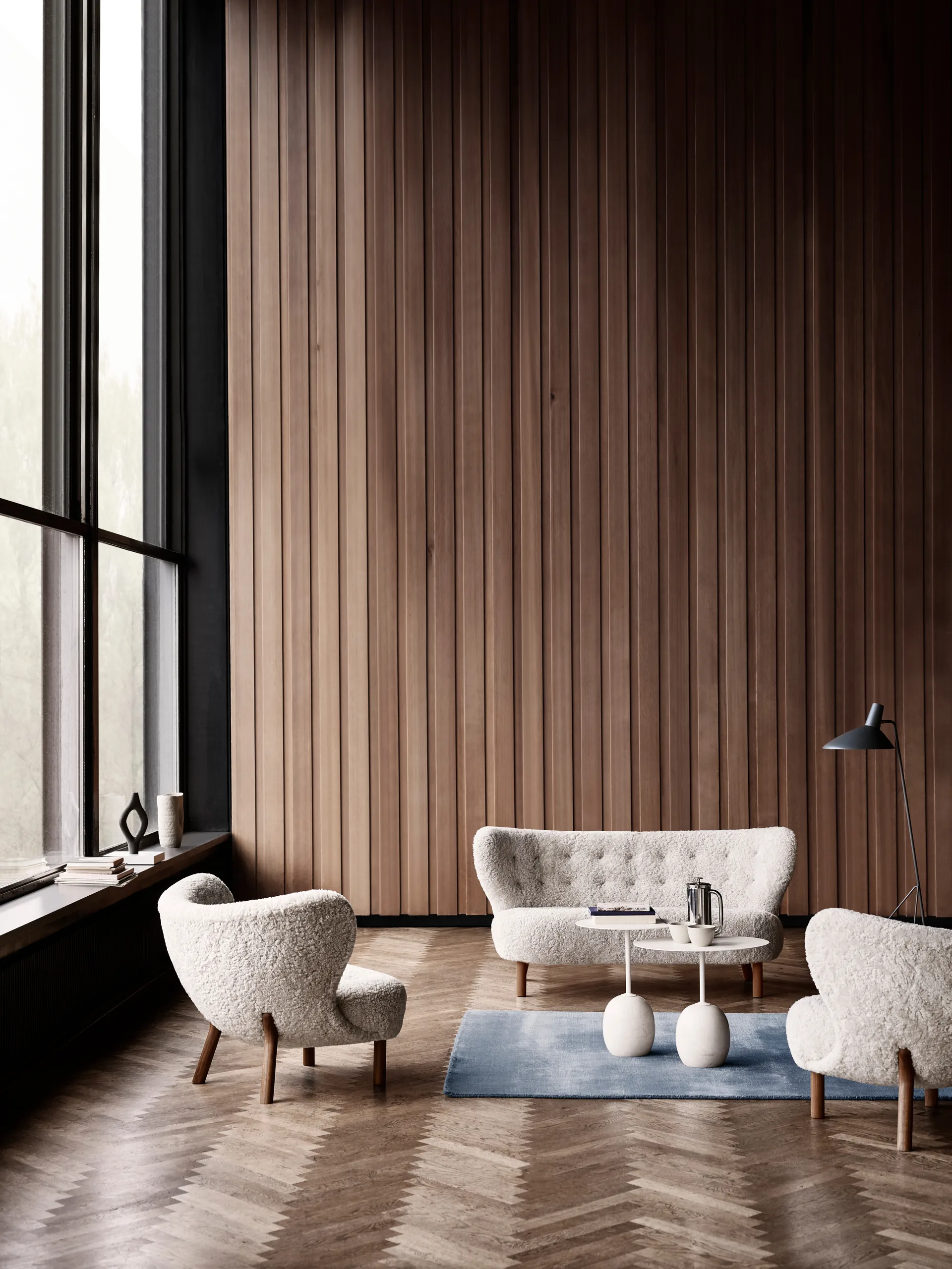 Sofá Little Petra VB2, Roble tratado con aceite blanco-Sahara &Tradition