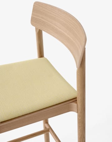 Taburete Betty TK17 Bar Chair 75 cm - Fuse 0421-roble lacado - &Tradition