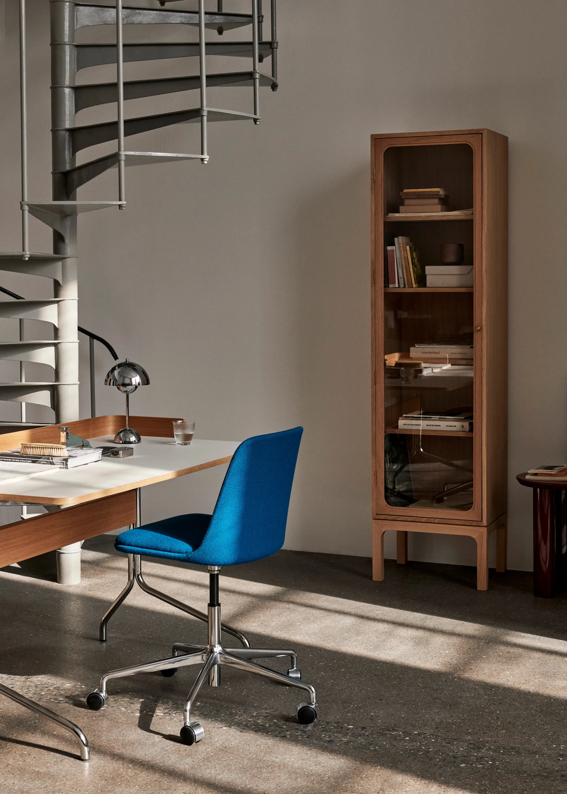 Vitrina Trace SC87 50x192x40 cm, Natural naturalal oak &Tradition