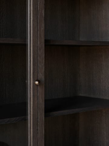 Vitrina Trace SC88 120x192x40 cm - Dark stained oak - &Tradition