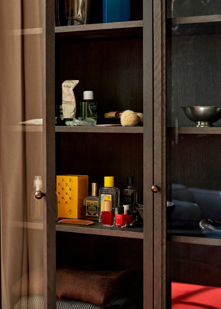 Vitrina Trace SC88 120x192x40 cm, Dark stained oak &Tradition
