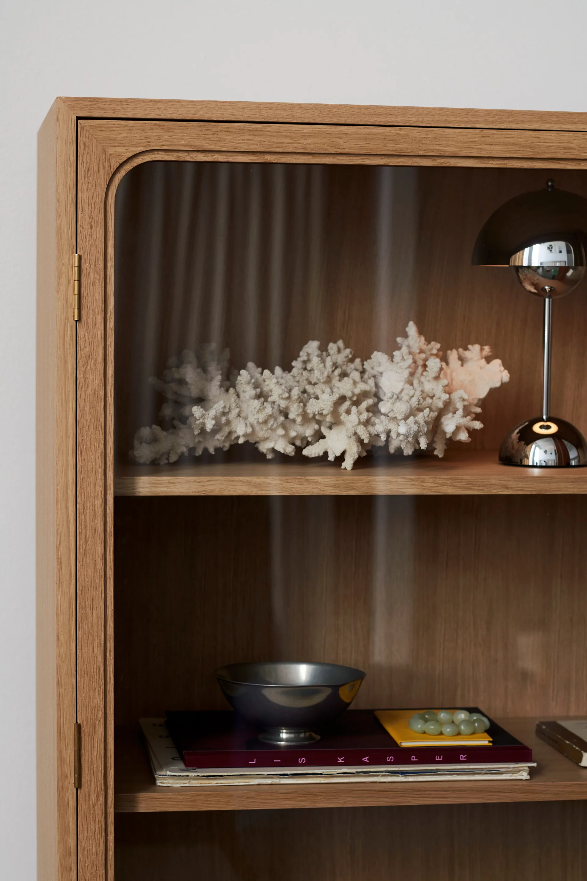 Vitrina Trace SC88 120x192x40 cm, Natural naturalal oak &Tradition