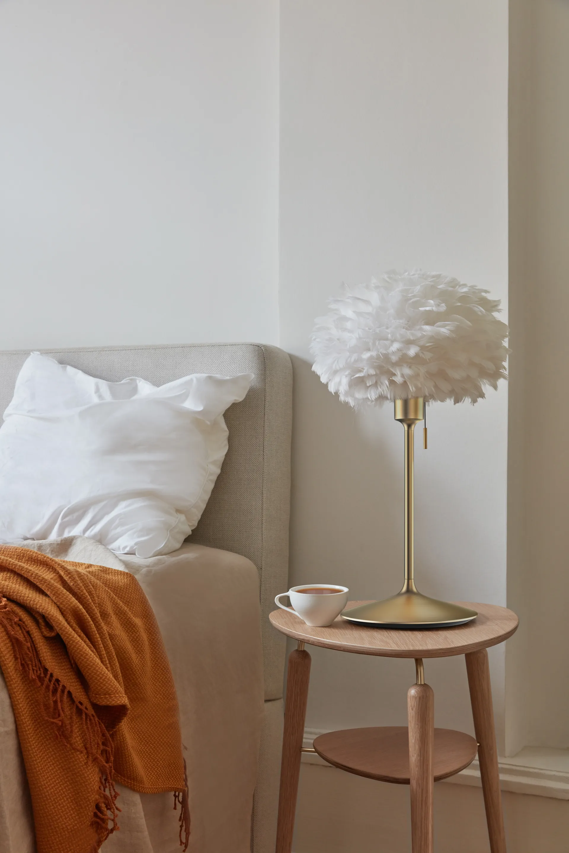 Lámpara de mesa Eos mini, Blanco-bronce cepillado Umage