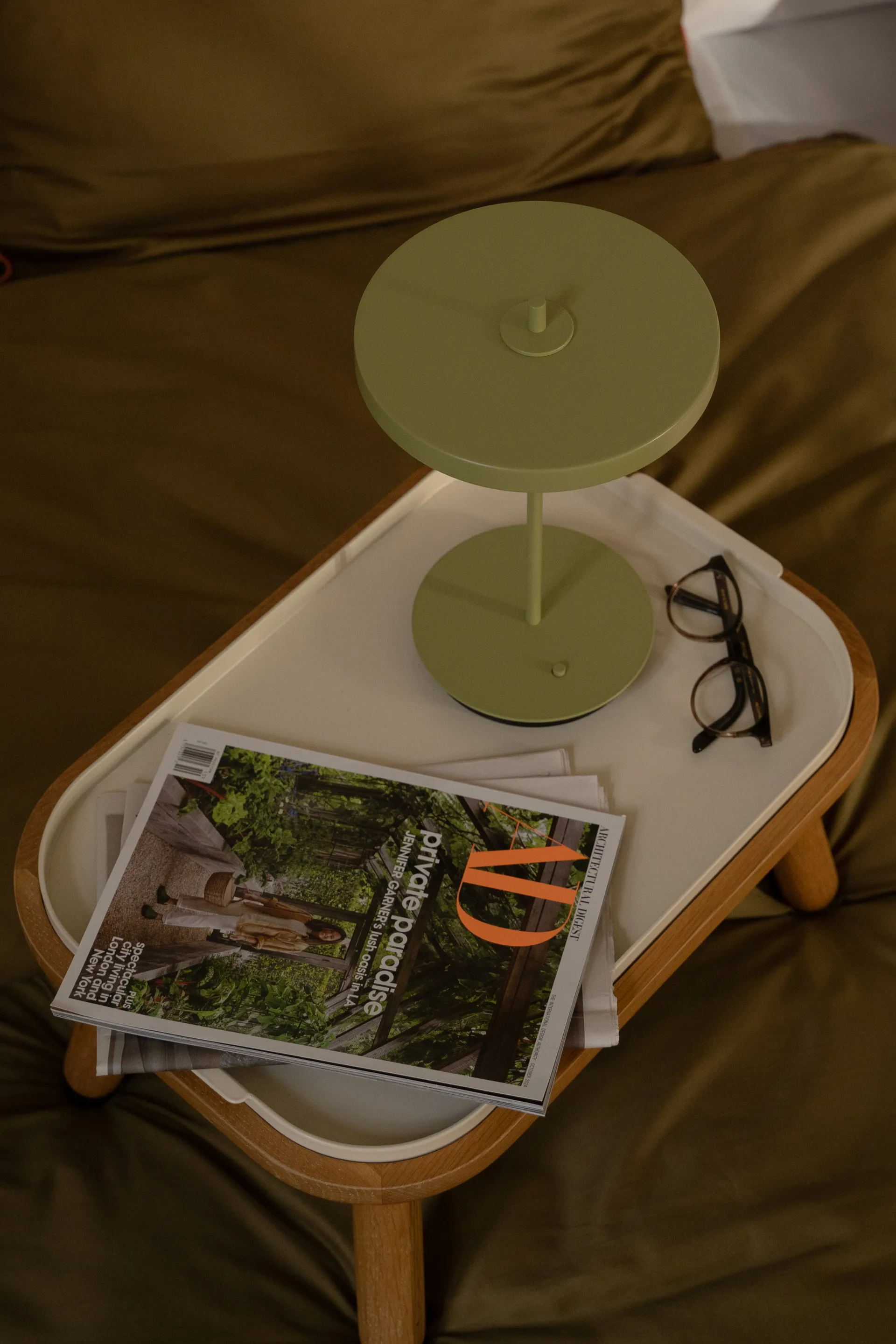 Lámpara de mesa portátil Asteria Move, Monochrome-leaf Umage