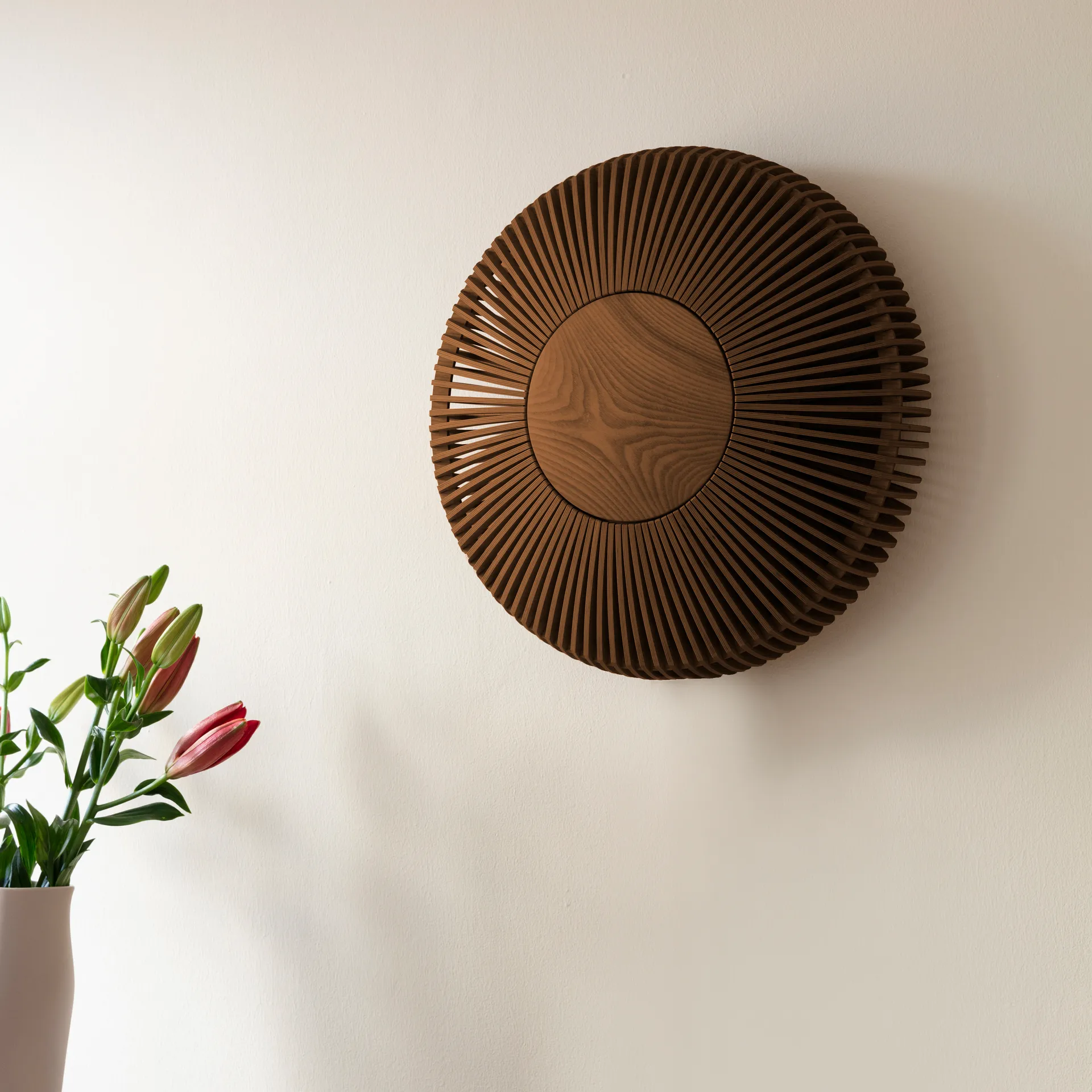 Lámpara de pared Clava Up large, roble oscuro Umage