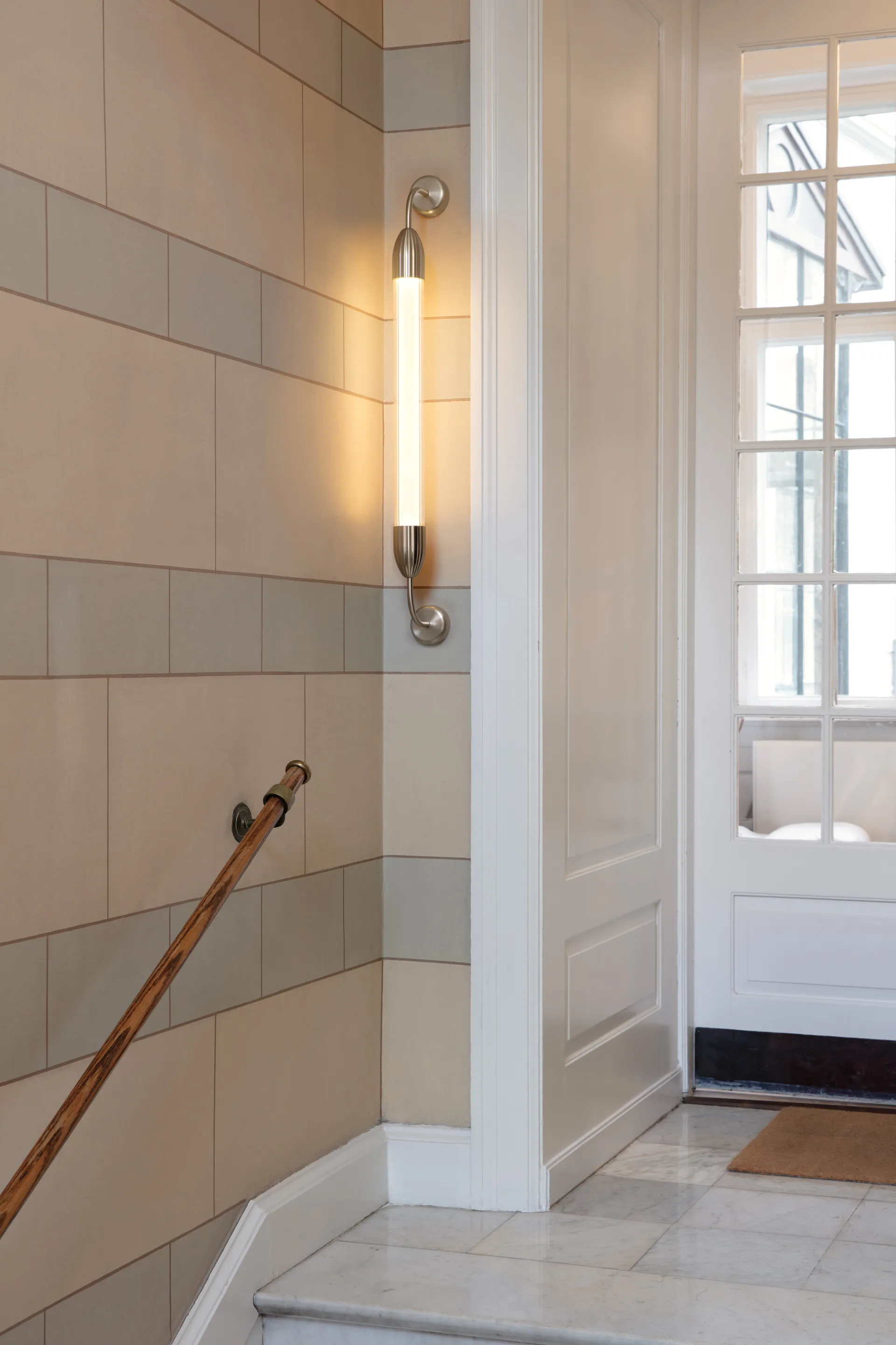 Lámpara de pared Lemon Squeeze Wall long, Single plated brass Umage