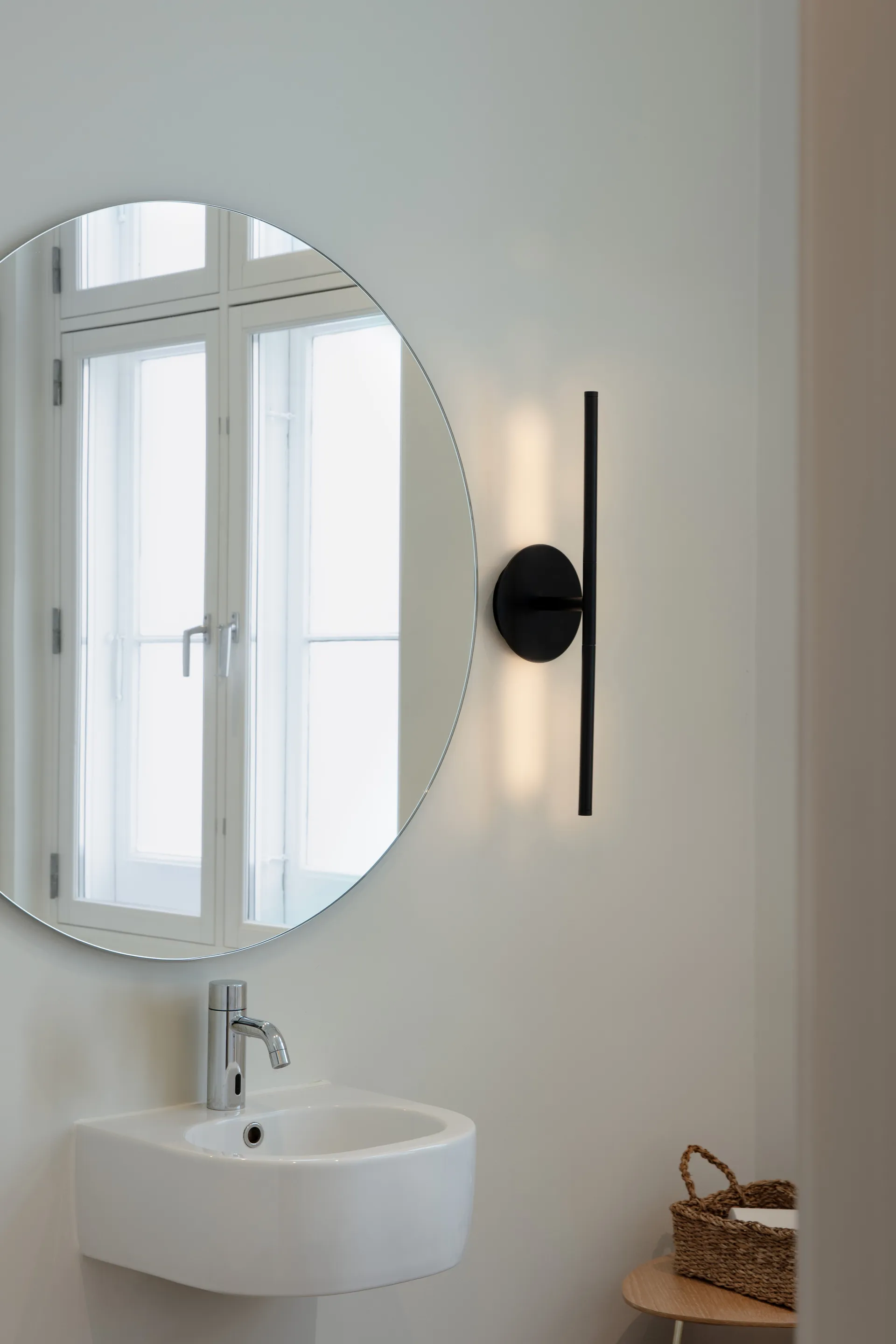 Lámpara de pared Omni mini, Negro Umage