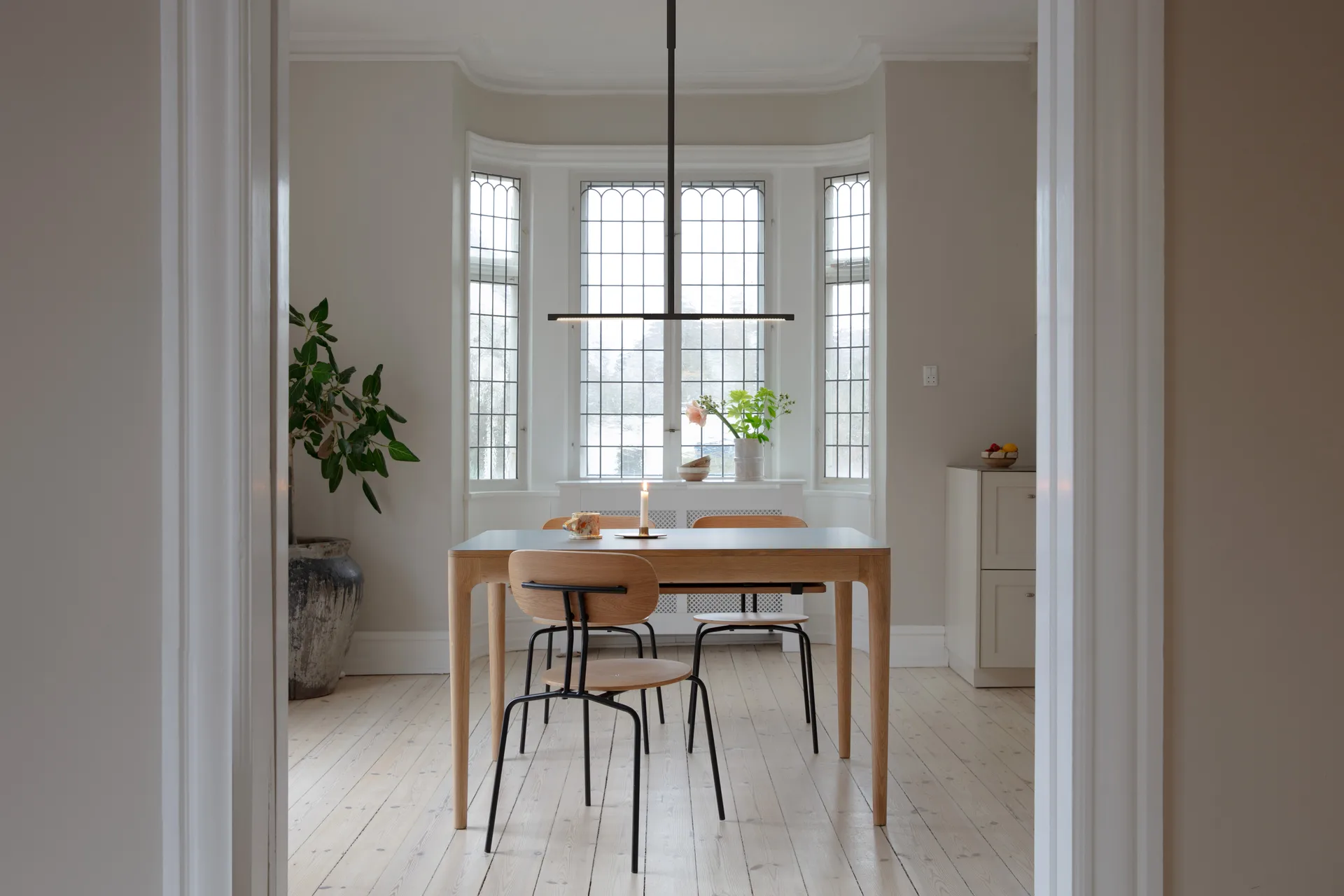 Lámpara de techo Omni Ceiling, Black Umage