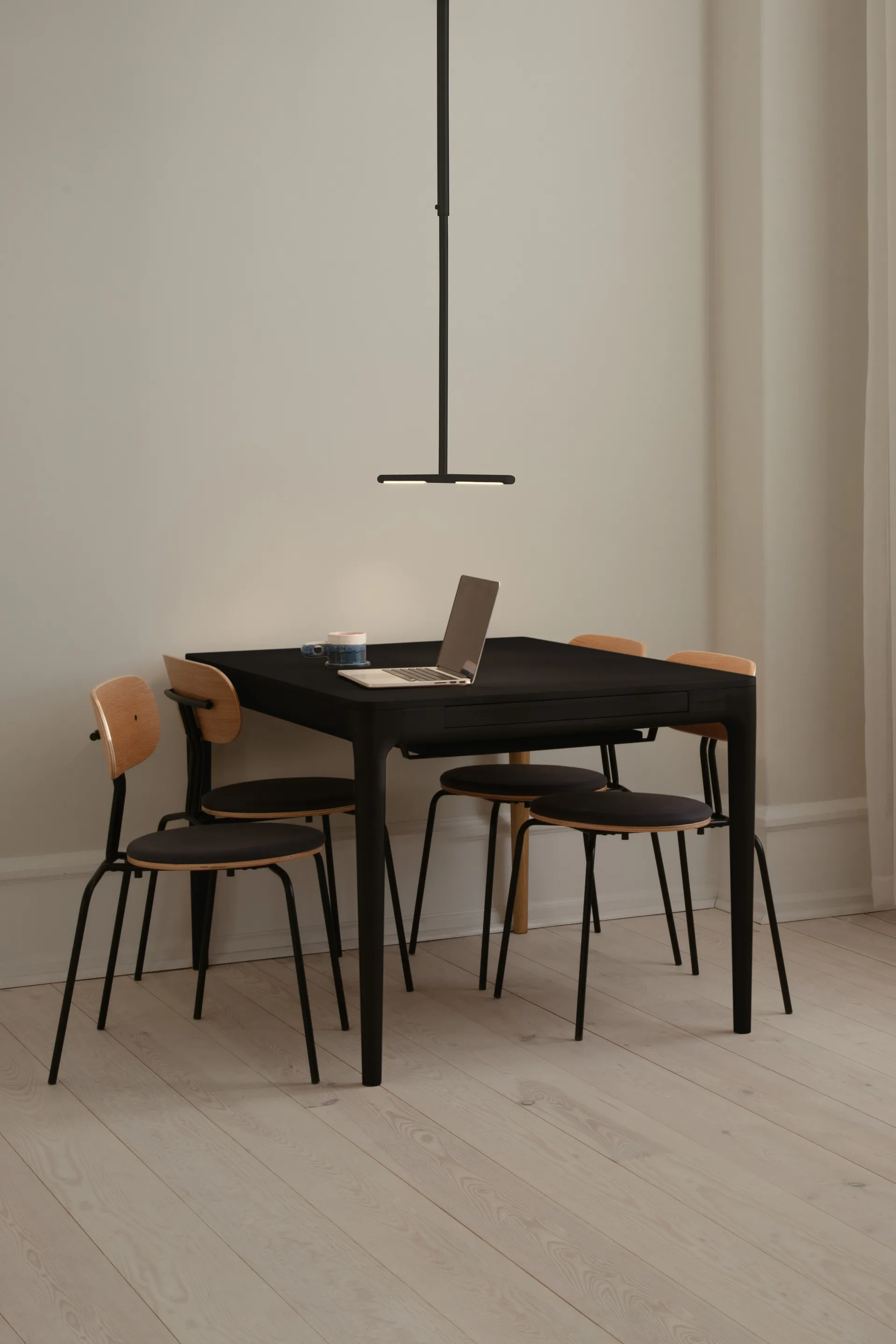 Mesa de comedor Heart'n'Soul 90x120 cm, Black oak Umage