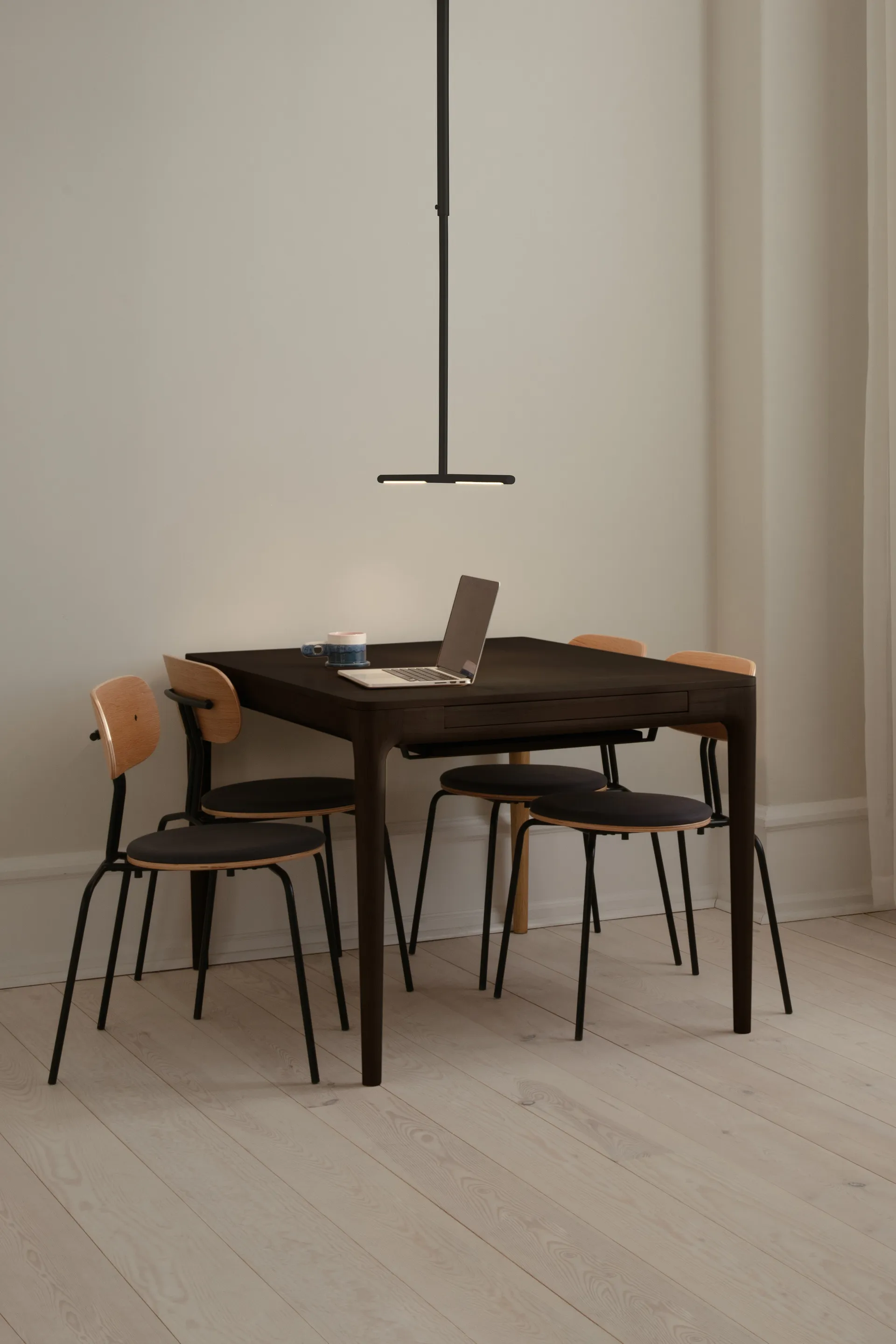 Mesa de comedor Heart'n'Soul 90x120 cm, Dark oak Umage